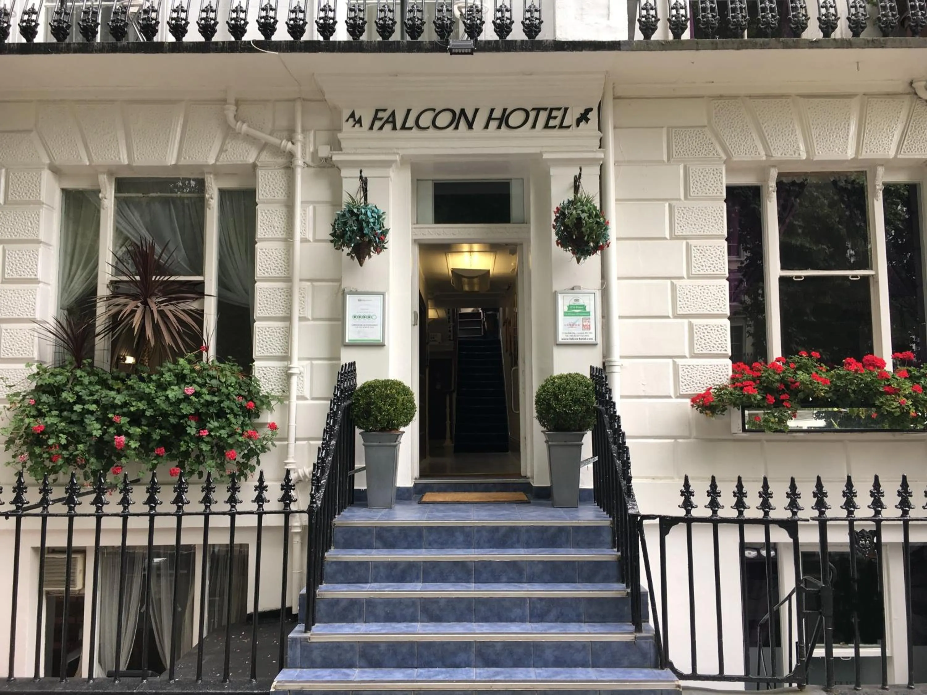 The Chapter Hotels - Falcon Hotel