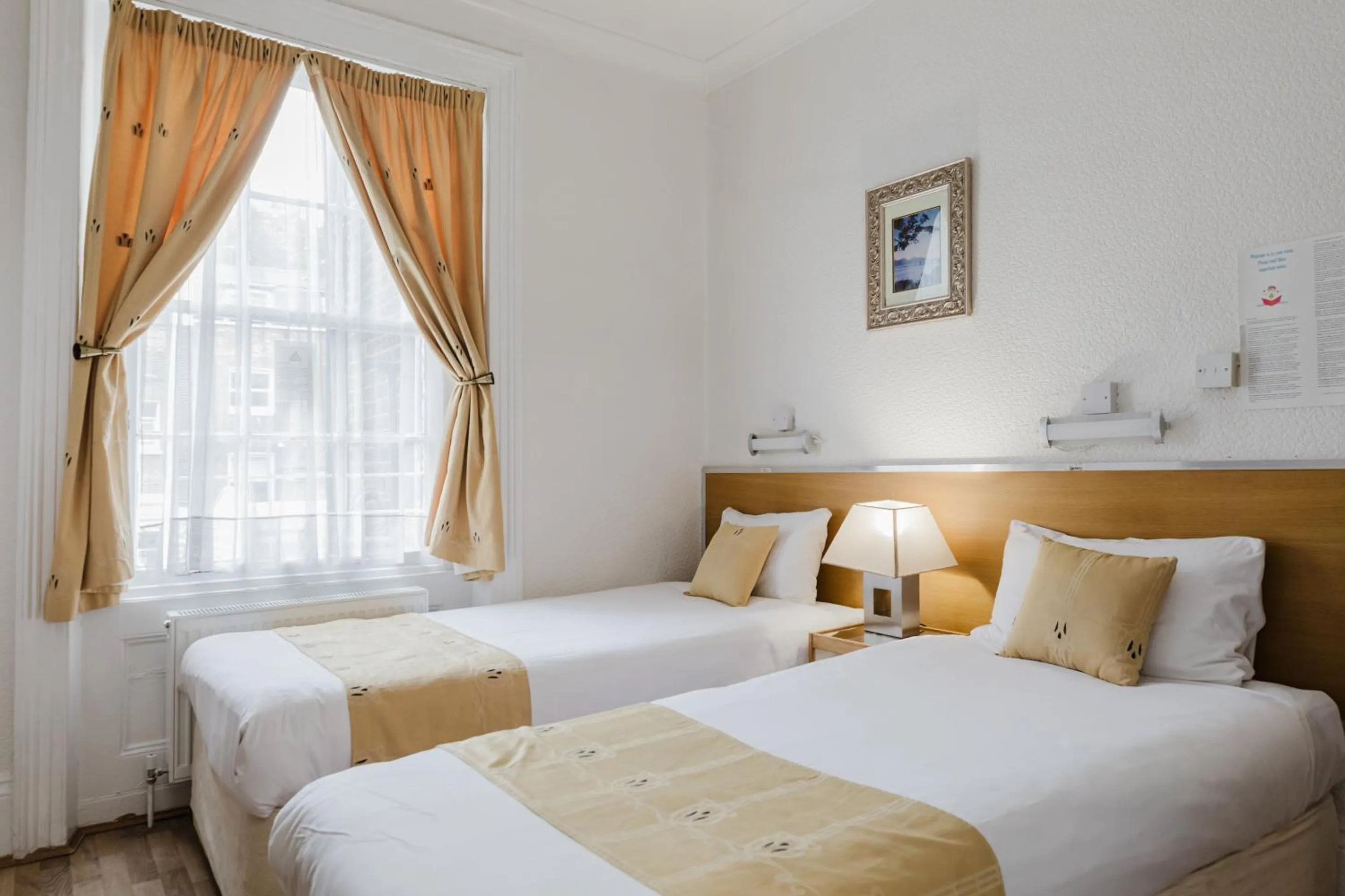 Bedroom, Bed in The Chapter Hotels - Falcon Hotel