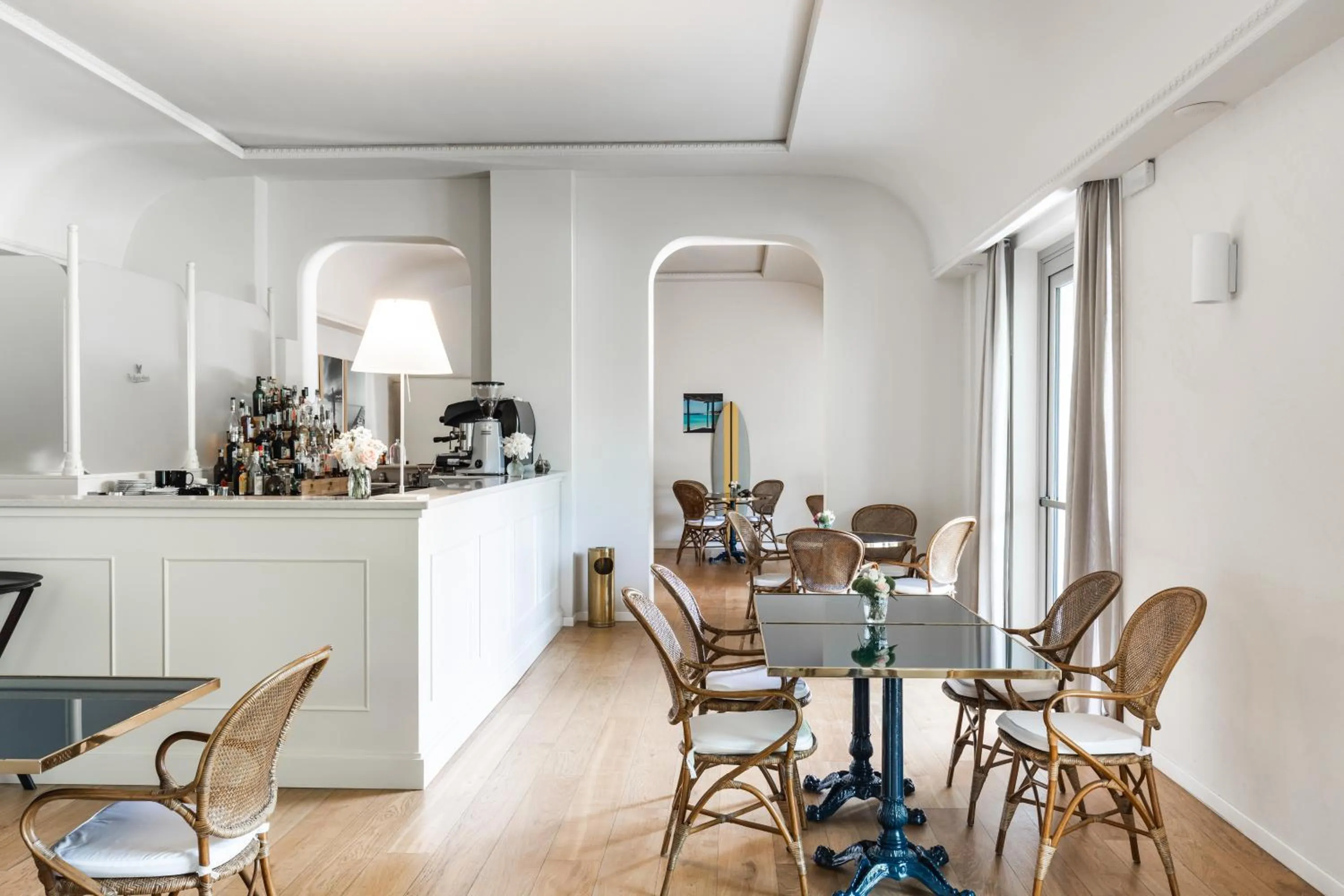 Lounge or bar in SeeBay Hotel