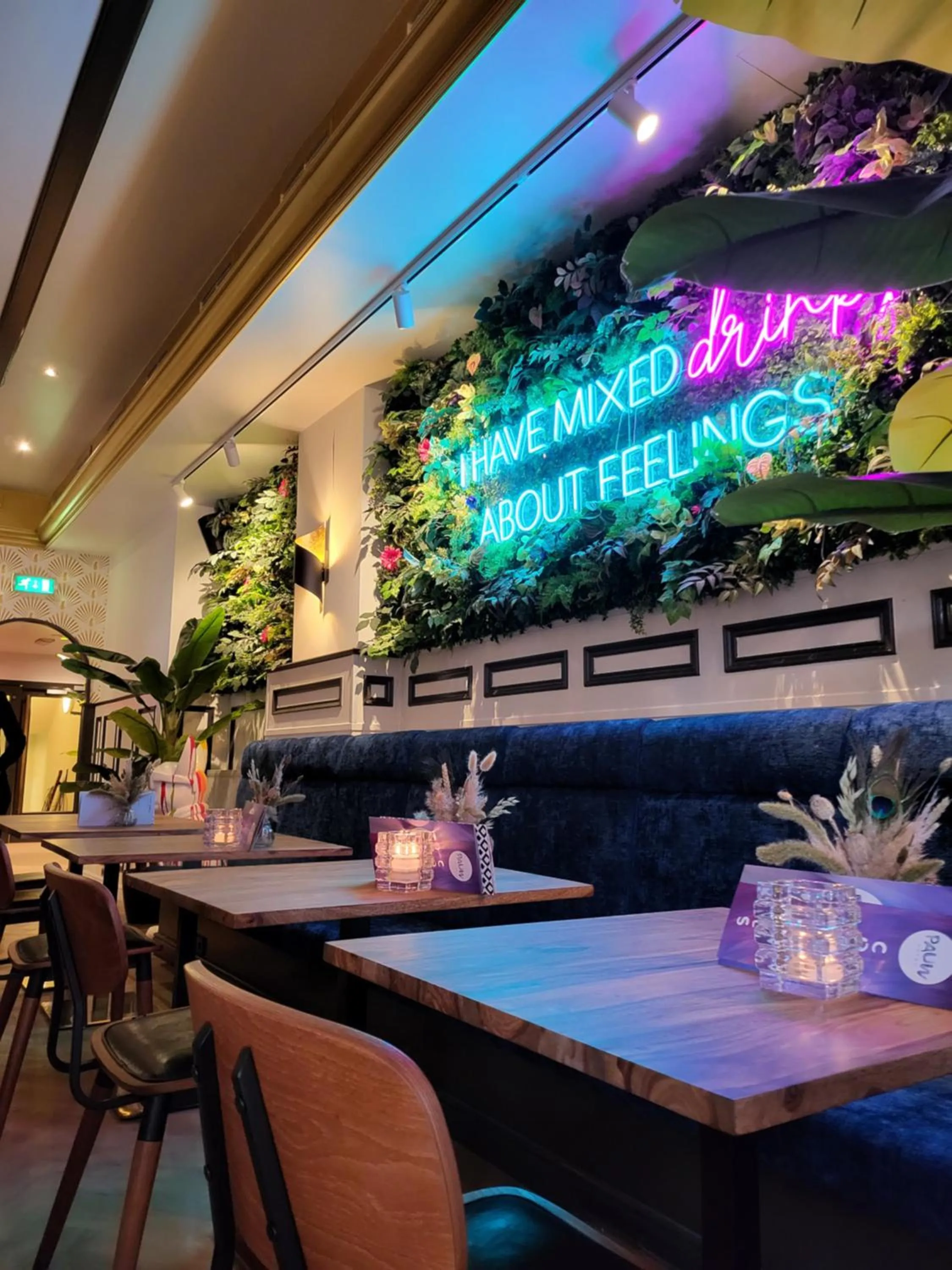 Restaurant/places to eat in Hotel Pauw