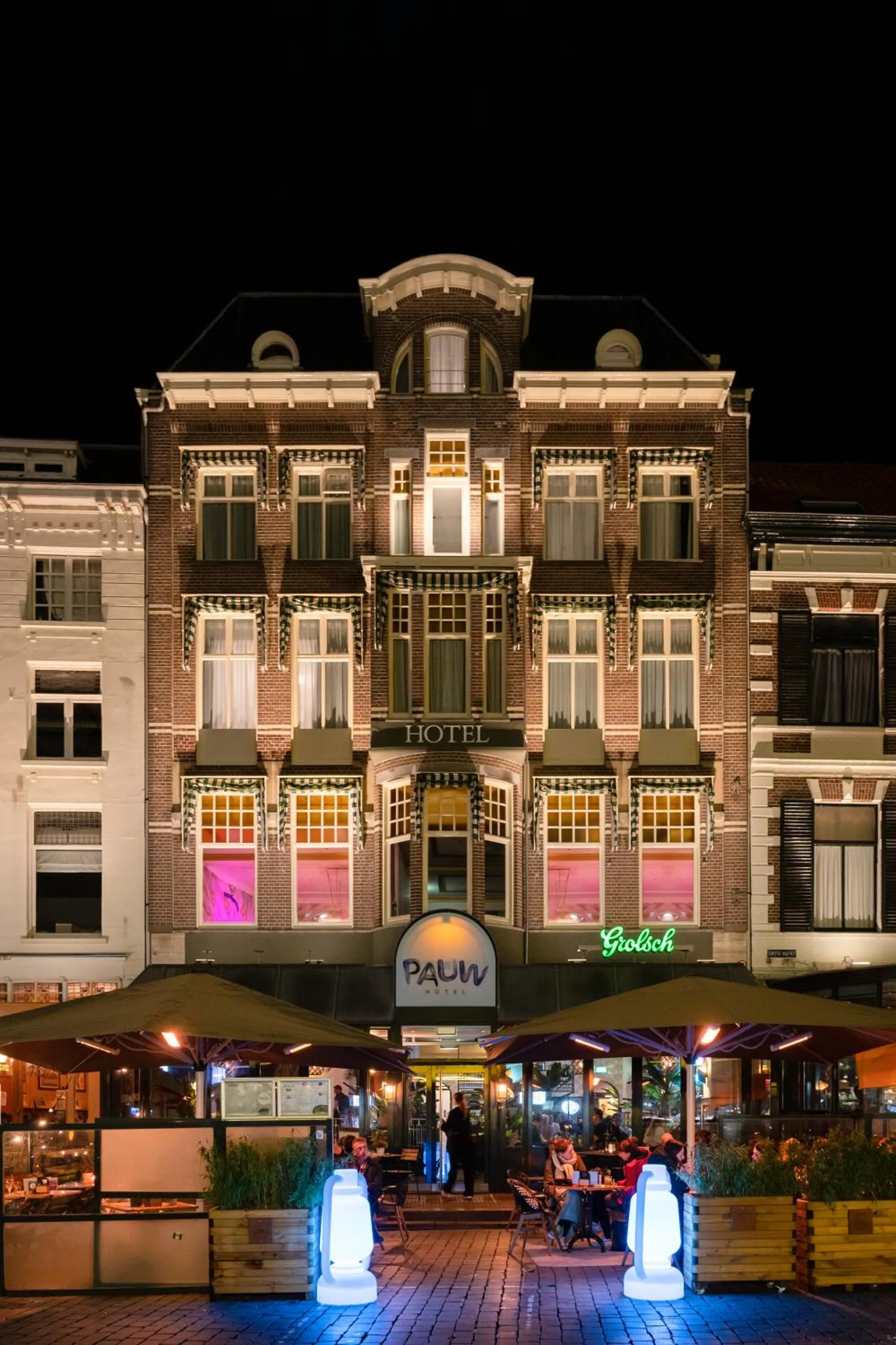 Property building in Hotel Pauw