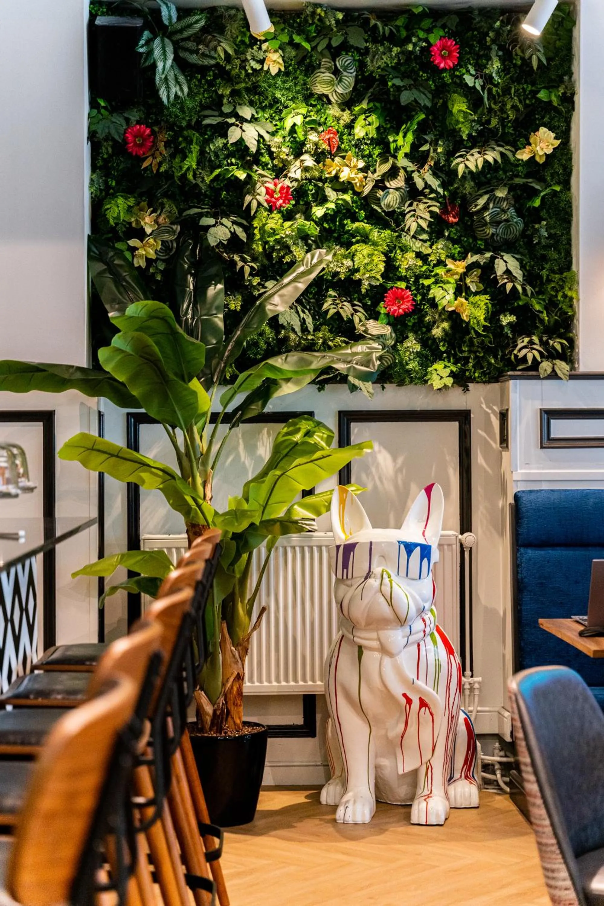 Restaurant/places to eat in Hotel Pauw