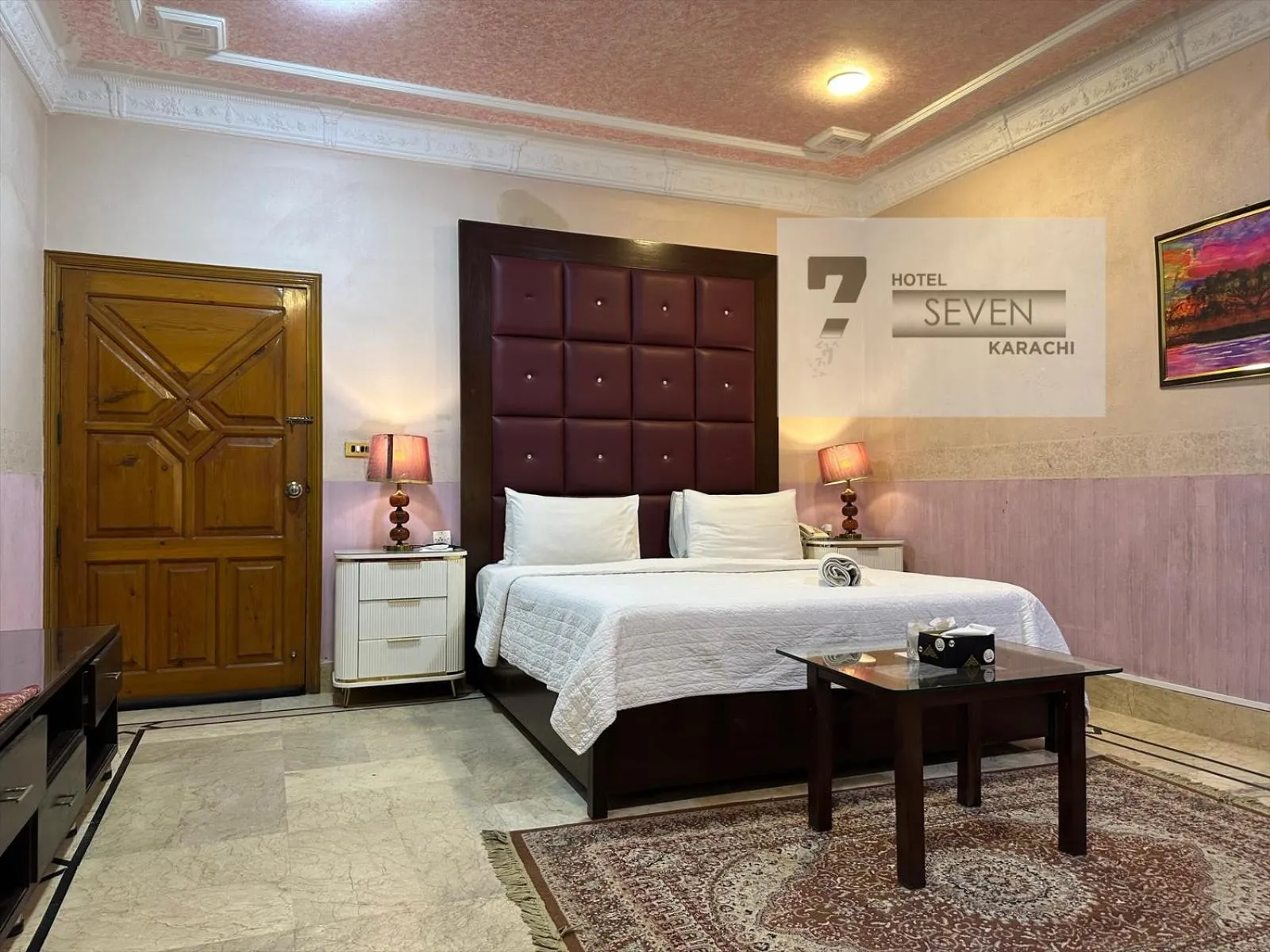 Bed in Hotel Seven 7