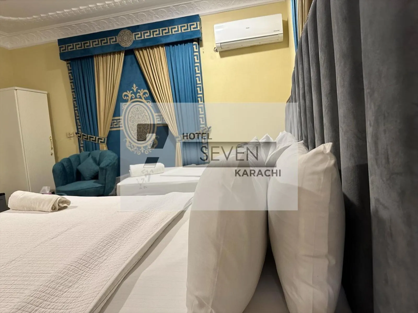 Bed in Hotel Seven 7