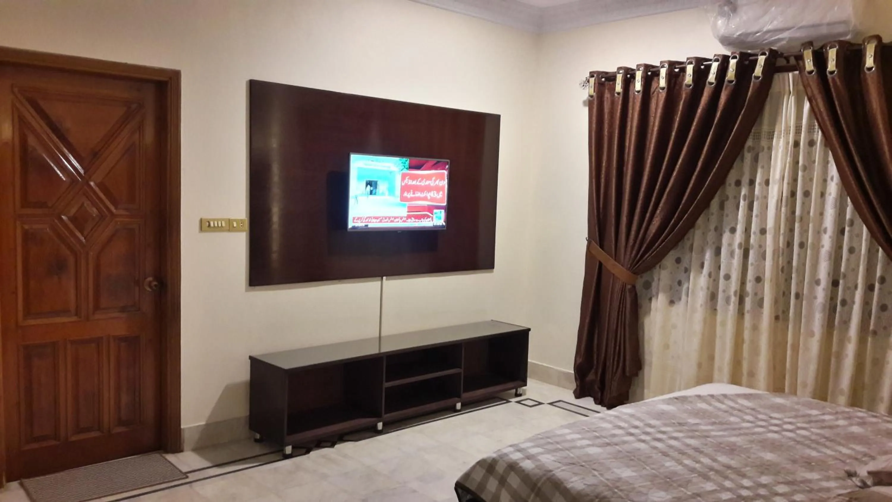 TV and multimedia, Bed in Hotel Seven 7