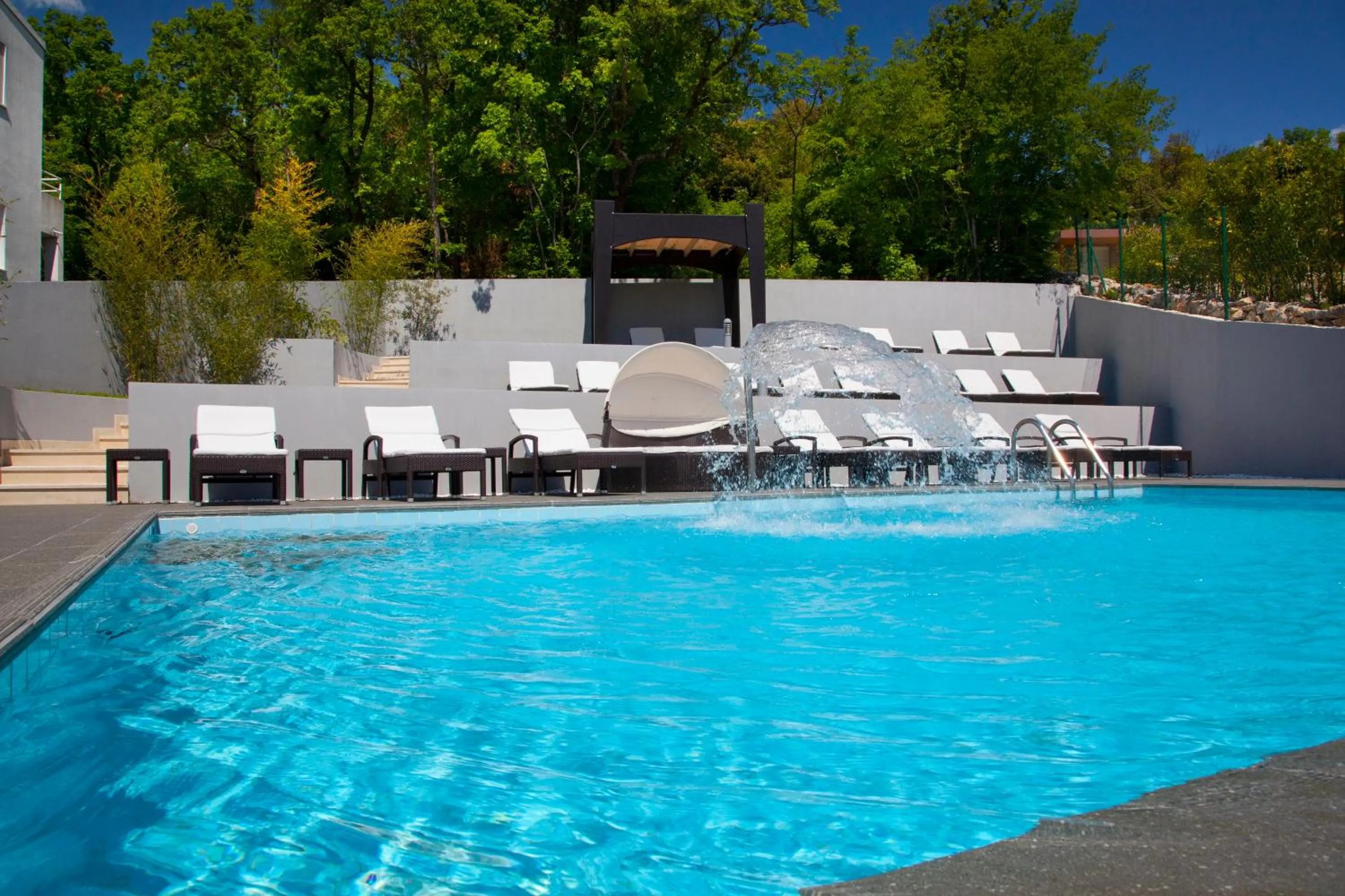 Swimming pool in Hotel Laurus - Liburnia