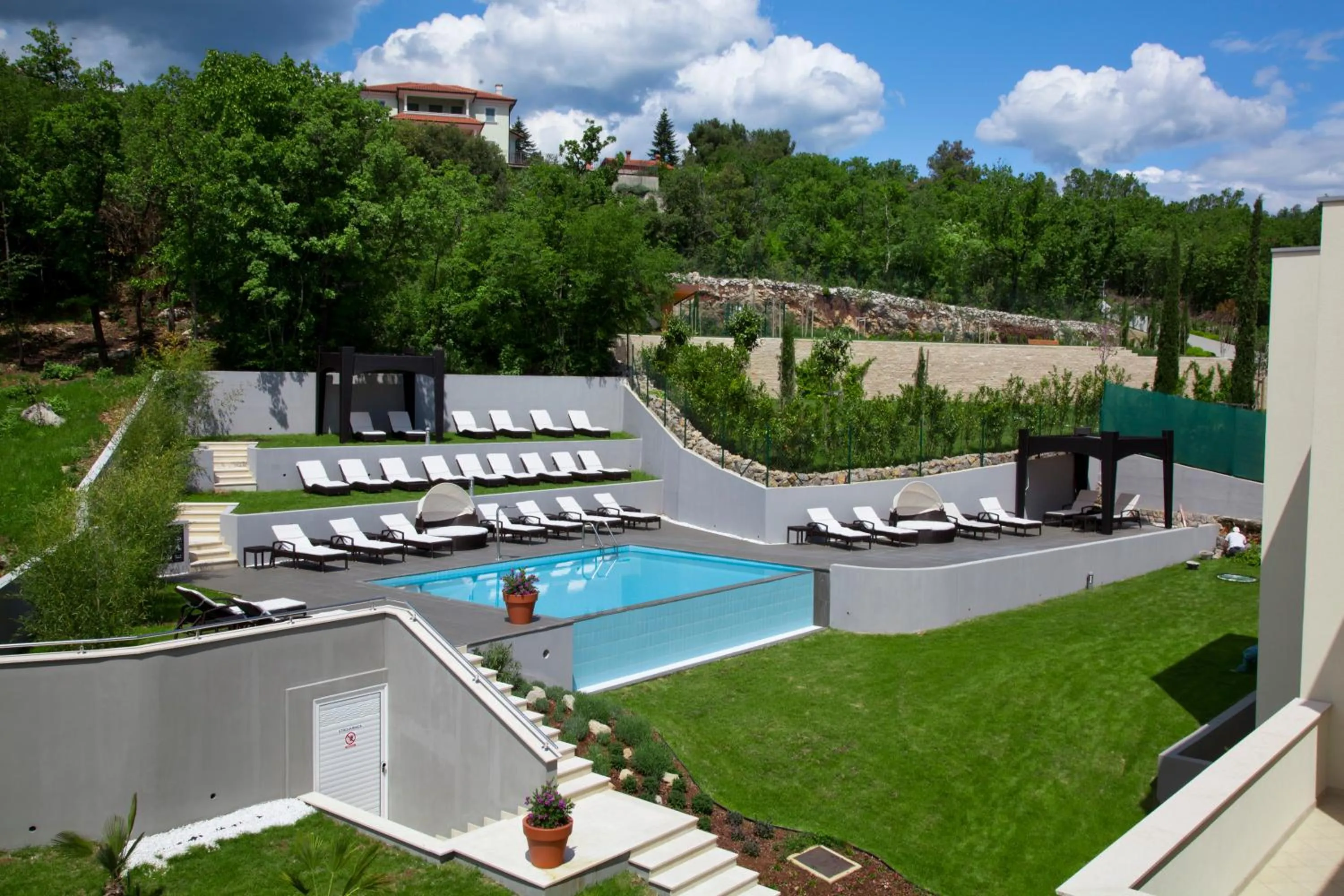 Swimming pool in Hotel Laurus - Liburnia