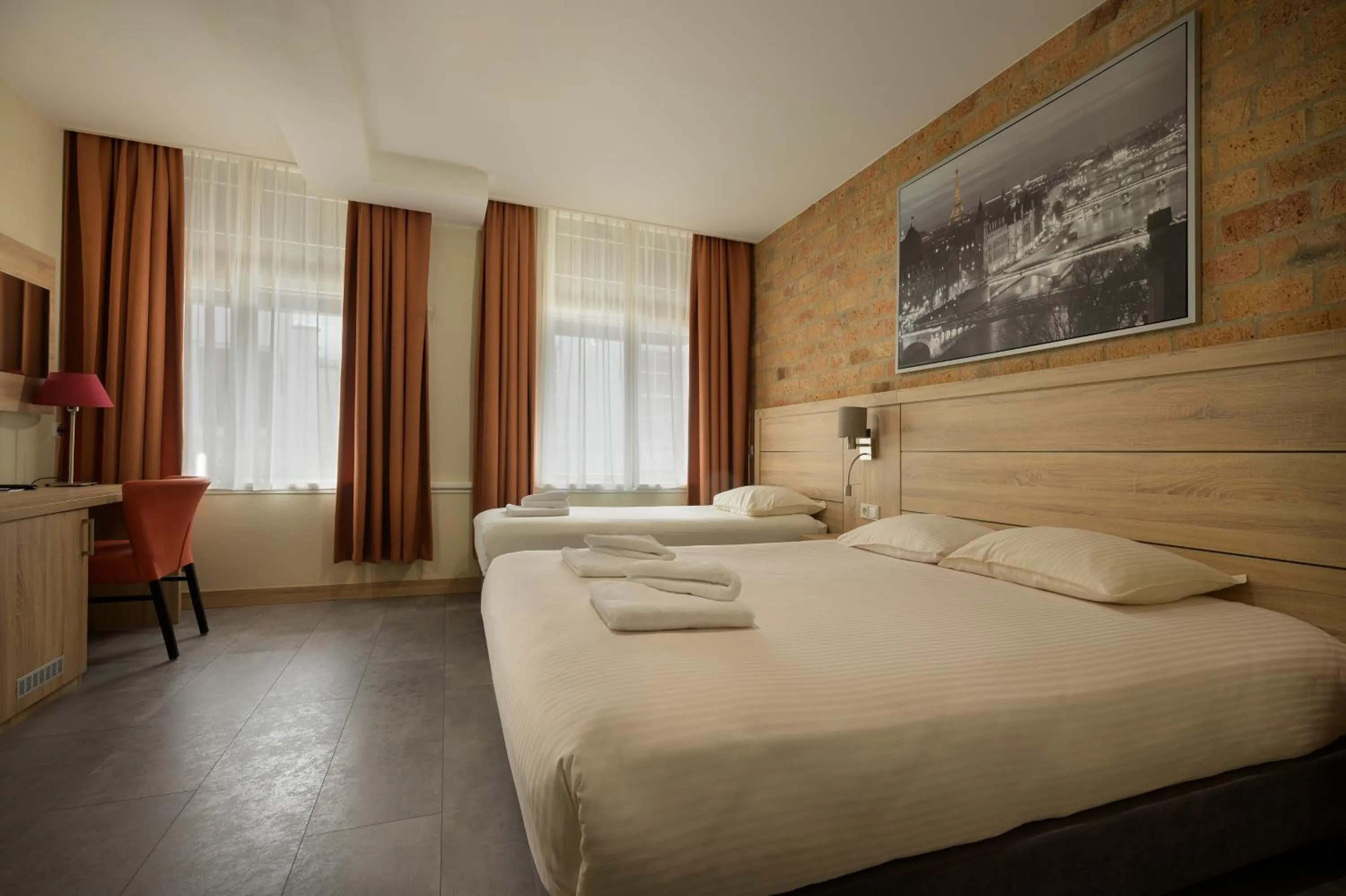 Bed in Atlas Village Brielle