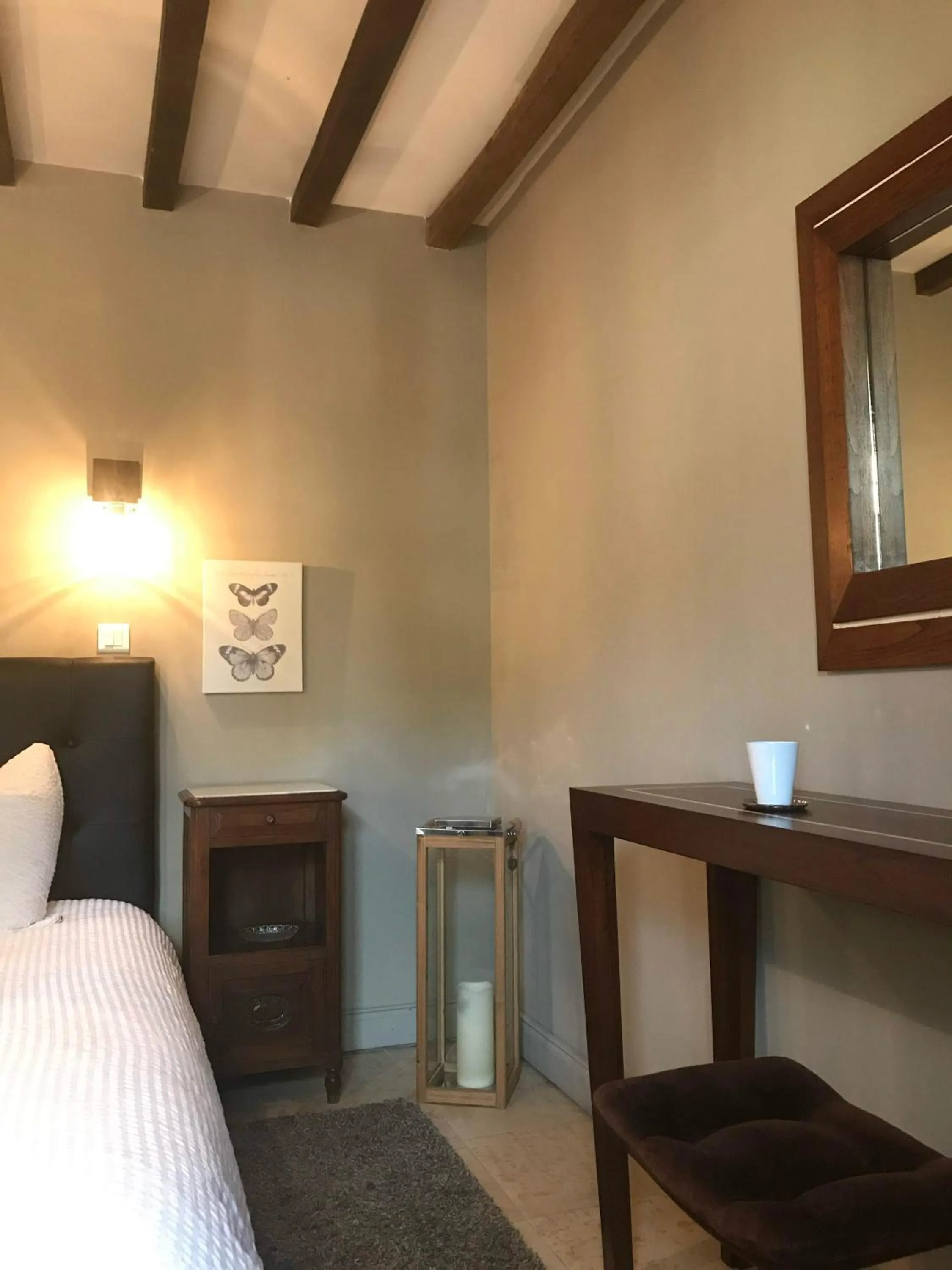 Bedroom in Logis Hôtel DOMAINE du MOULIN