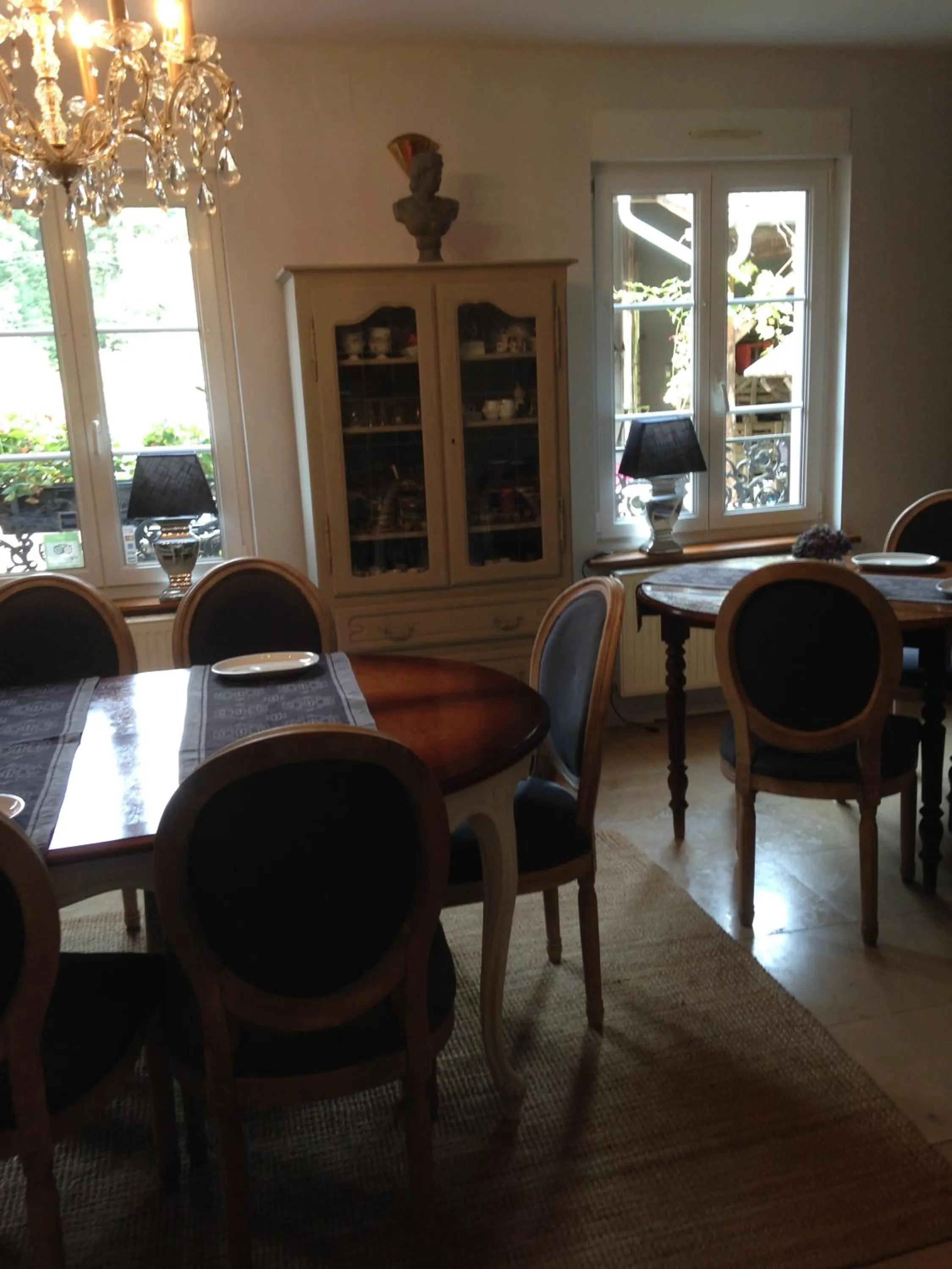 Dining area in Logis Hôtel DOMAINE du MOULIN