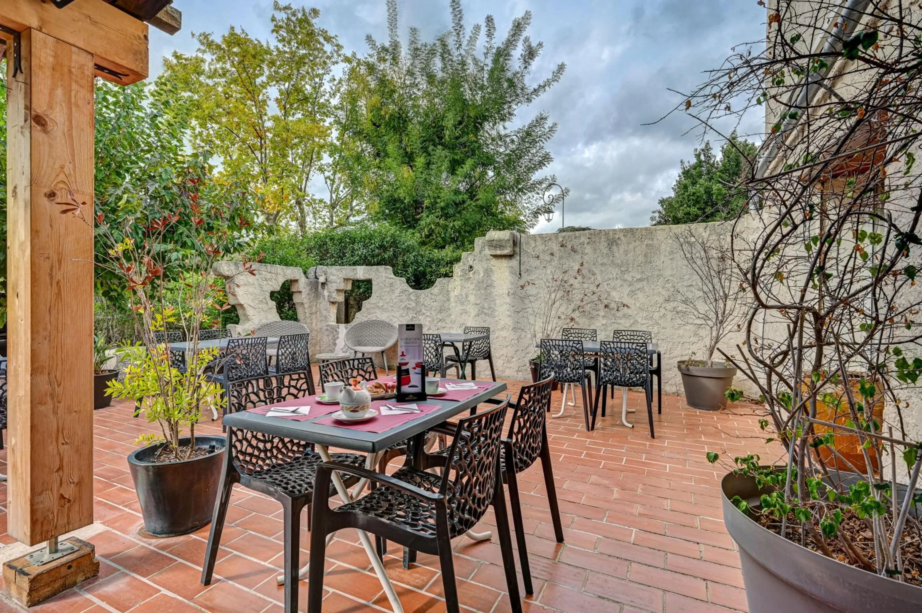 Breakfast in Contact Hôtel Le Provence