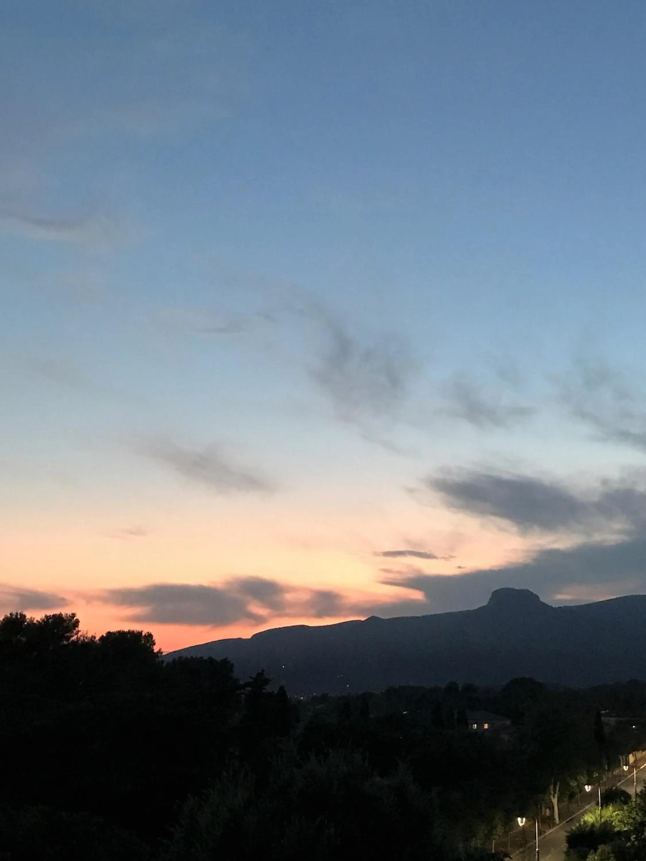 Mountain view in Contact Hôtel Le Provence