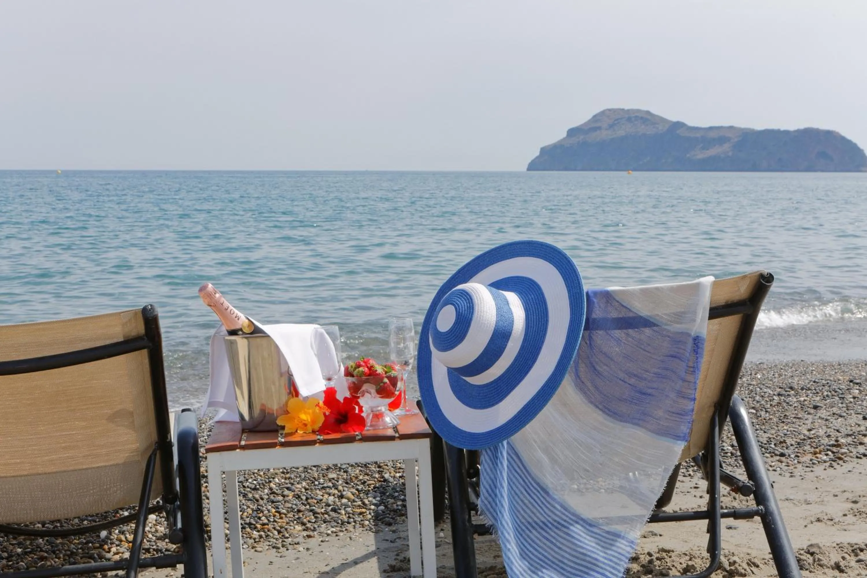 Beach in Indigo Mare