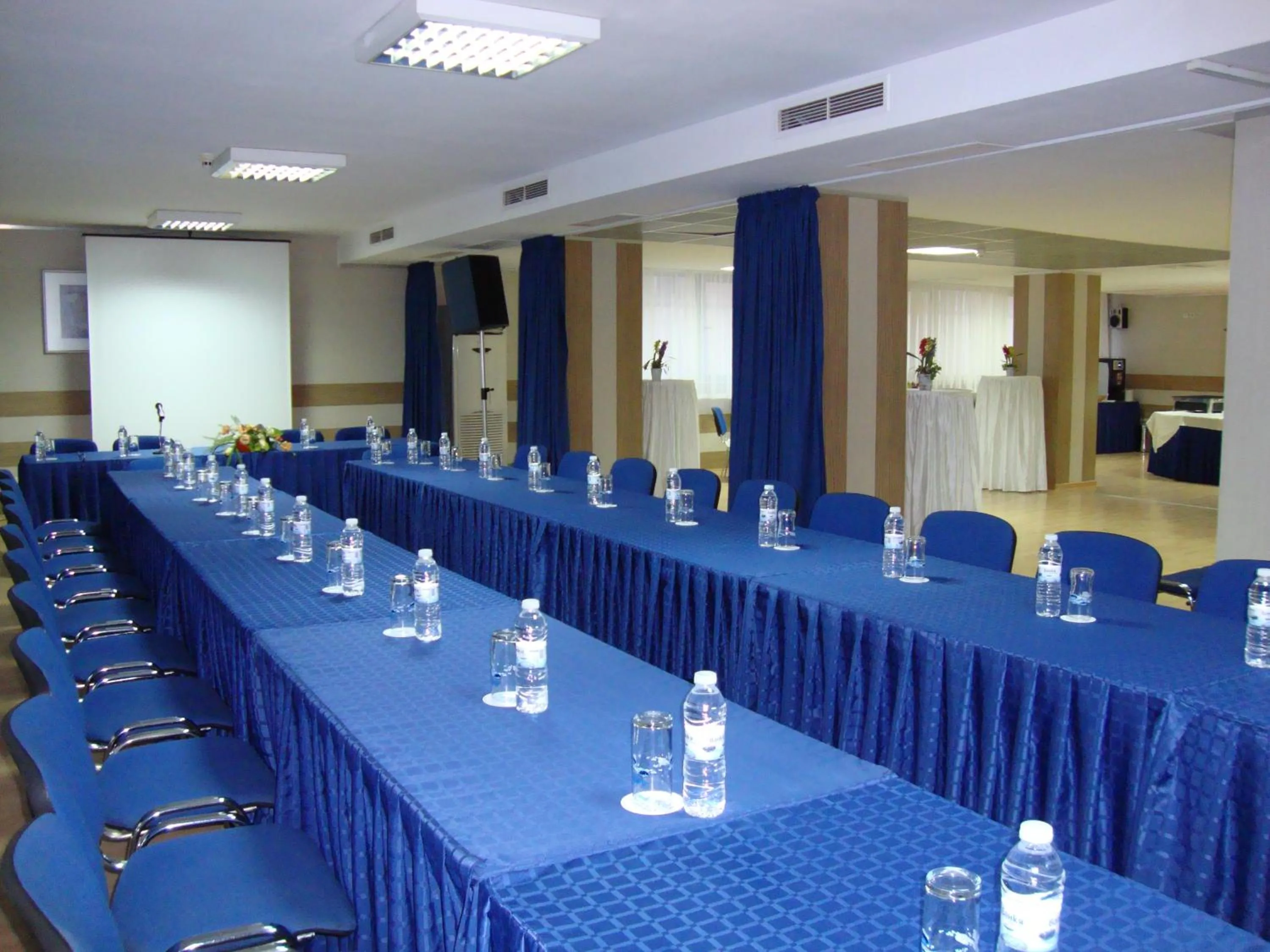 TV and multimedia in Aqua Hotel