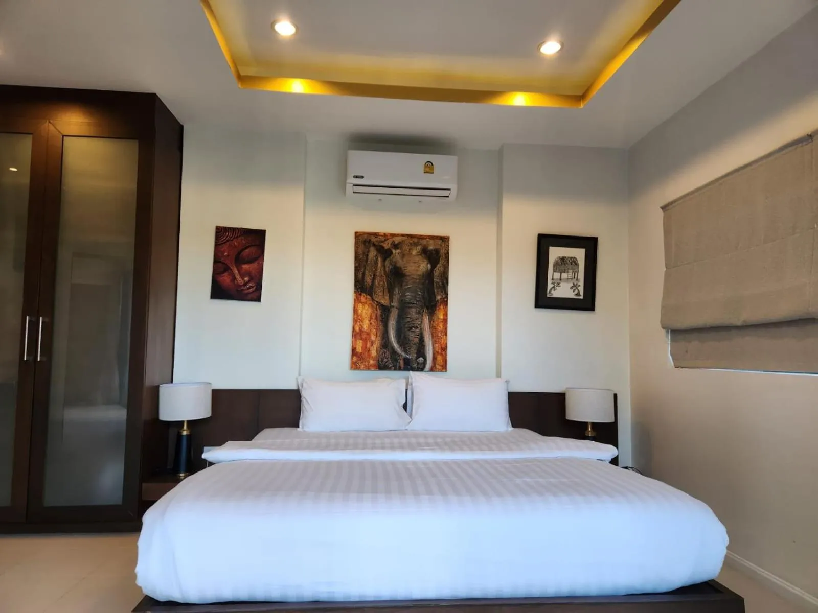 Bed in TSE Residence [by Samui Emerald]