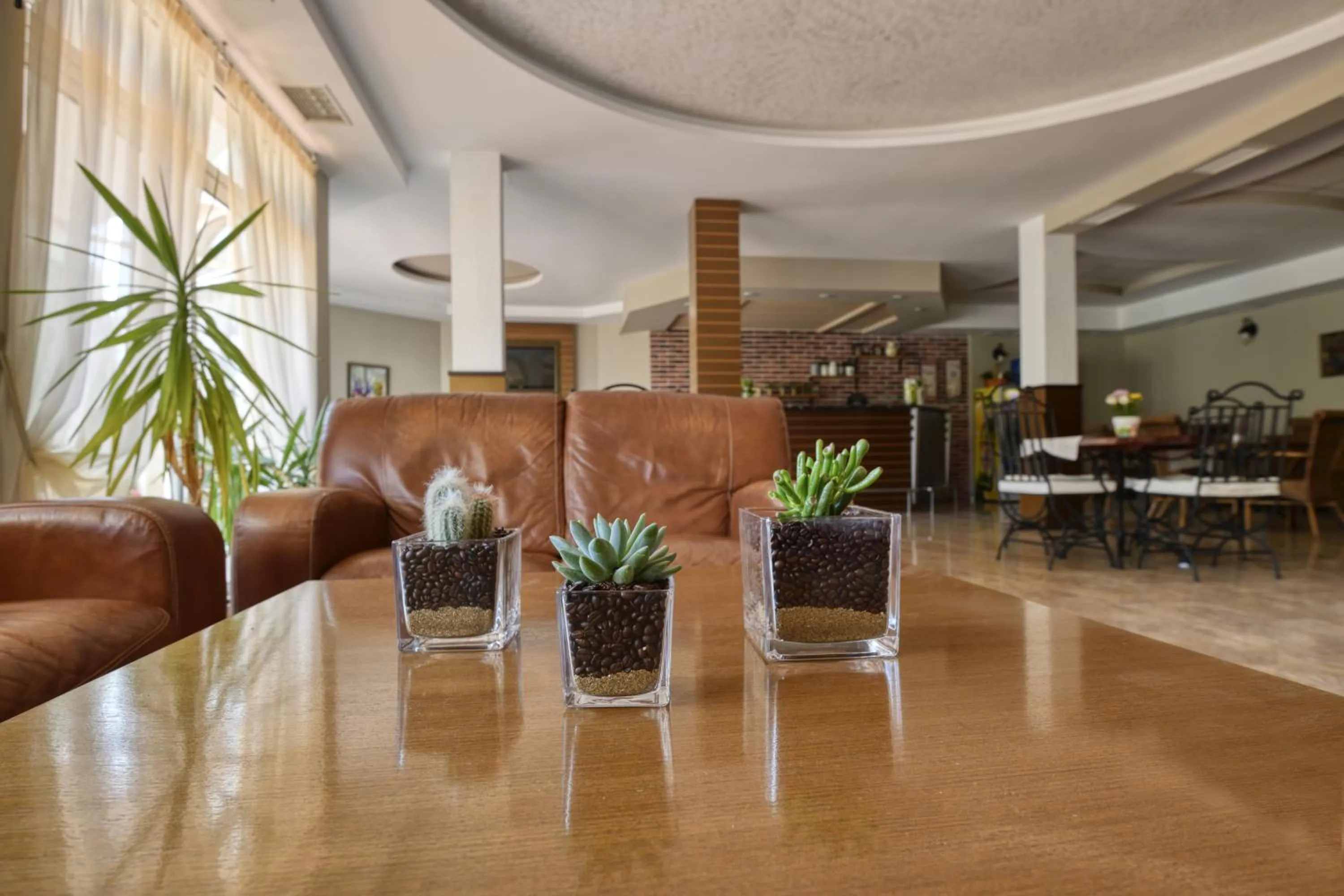 Alekta Hotel - Free Parking