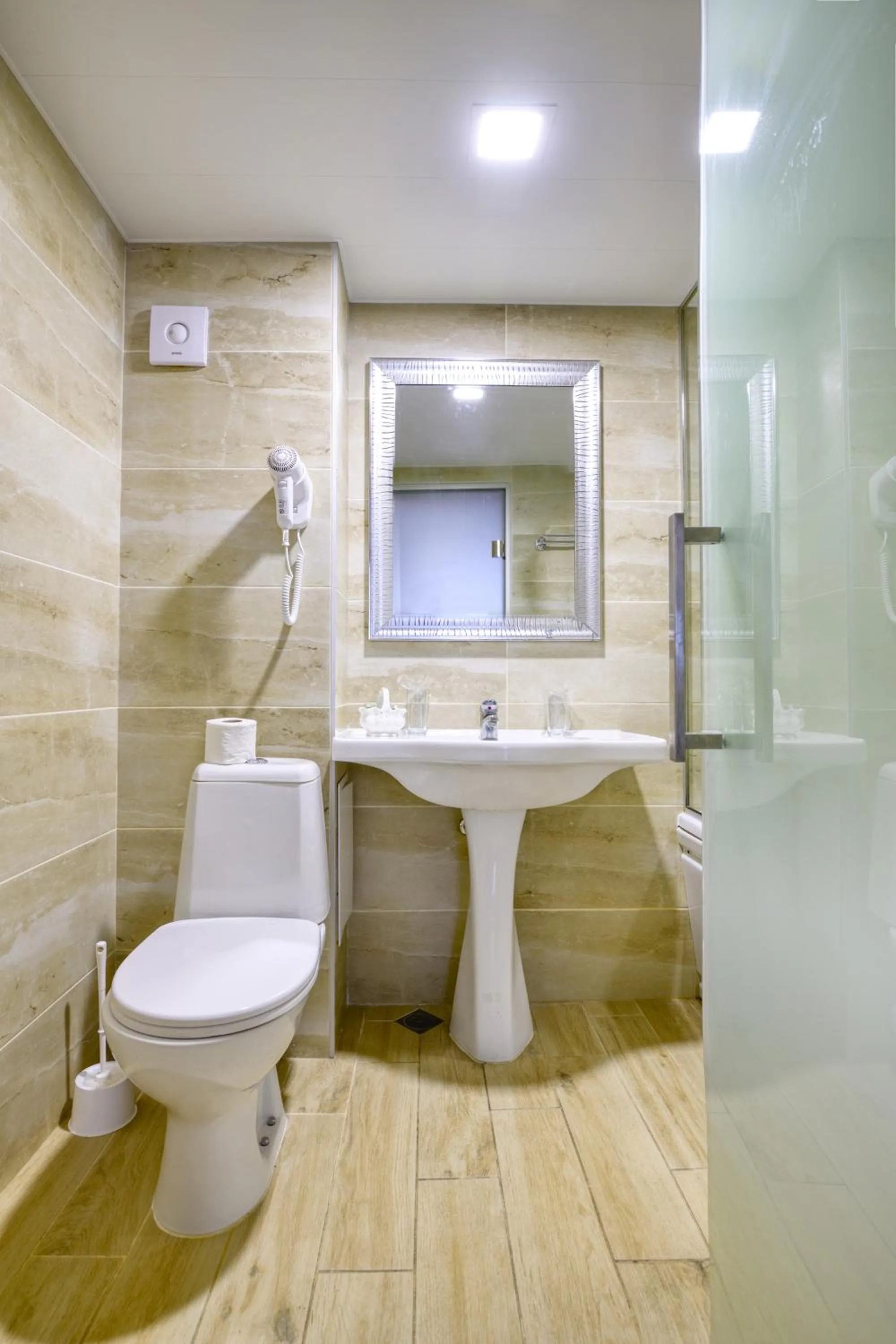 Alekta Hotel - Free Parking