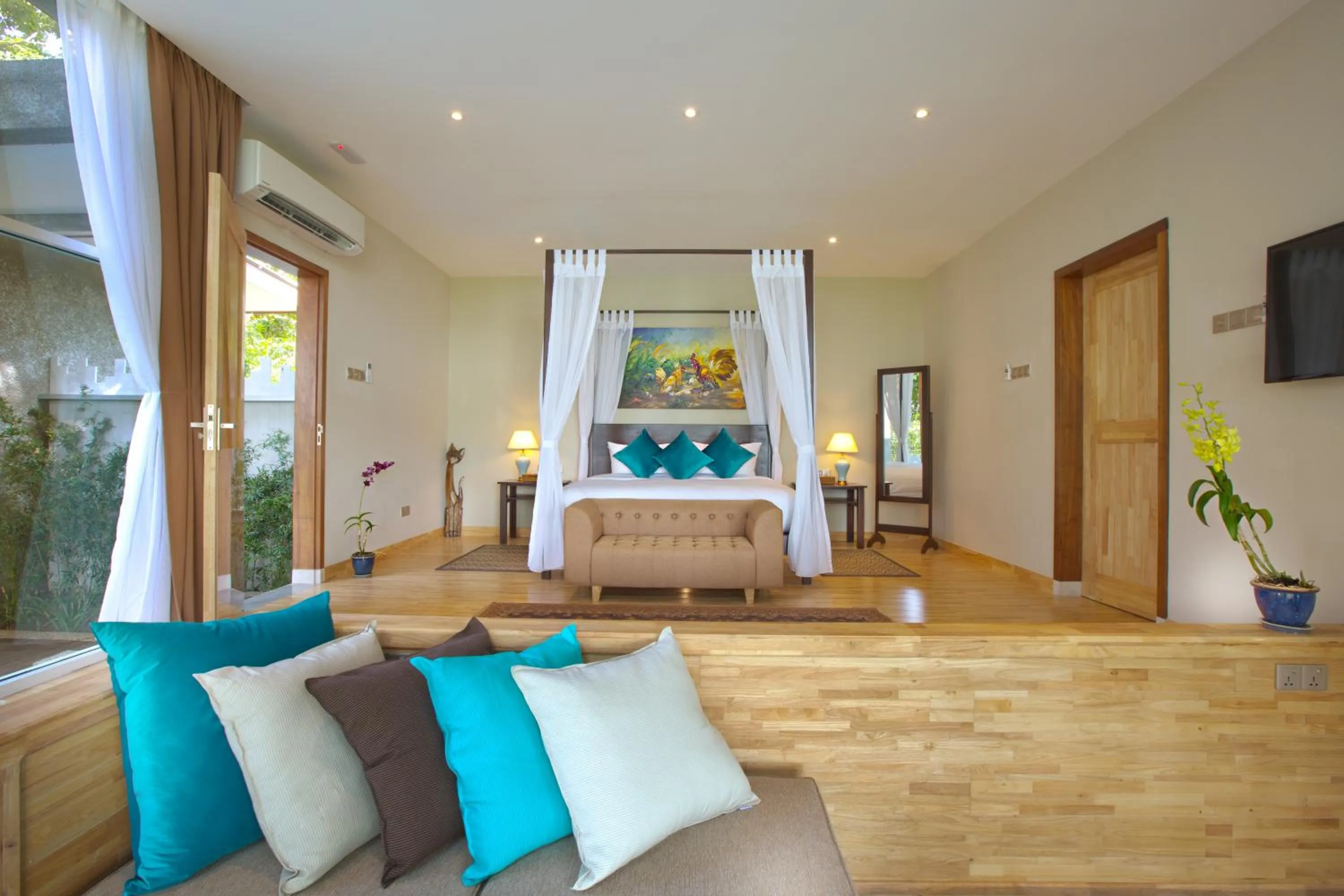 Photo of the whole room in Ambong Pool Villas - Private Pool