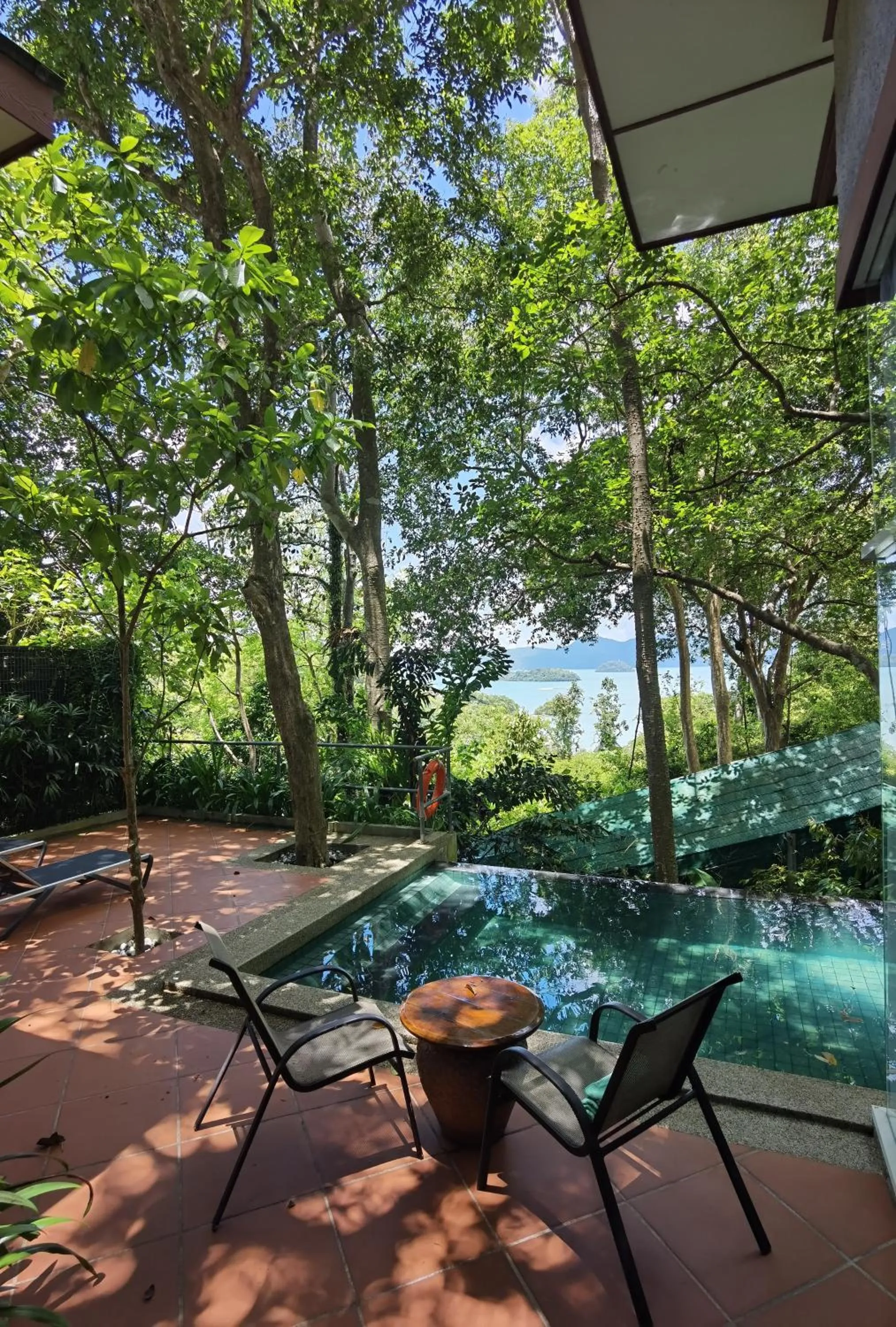 Sea view in Ambong Pool Villas - Private Pool