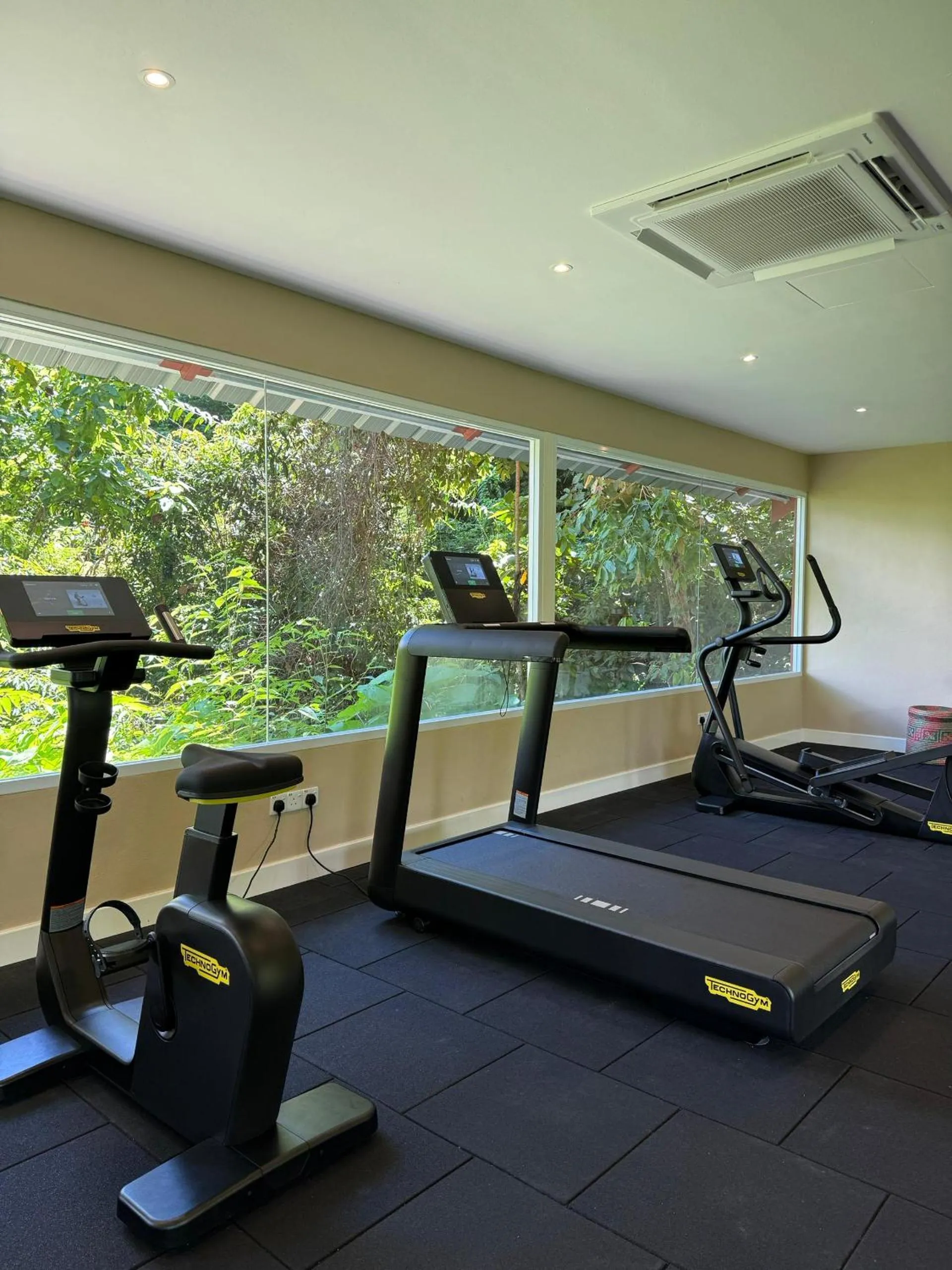 Fitness centre/facilities in Ambong Pool Villas - Private Pool