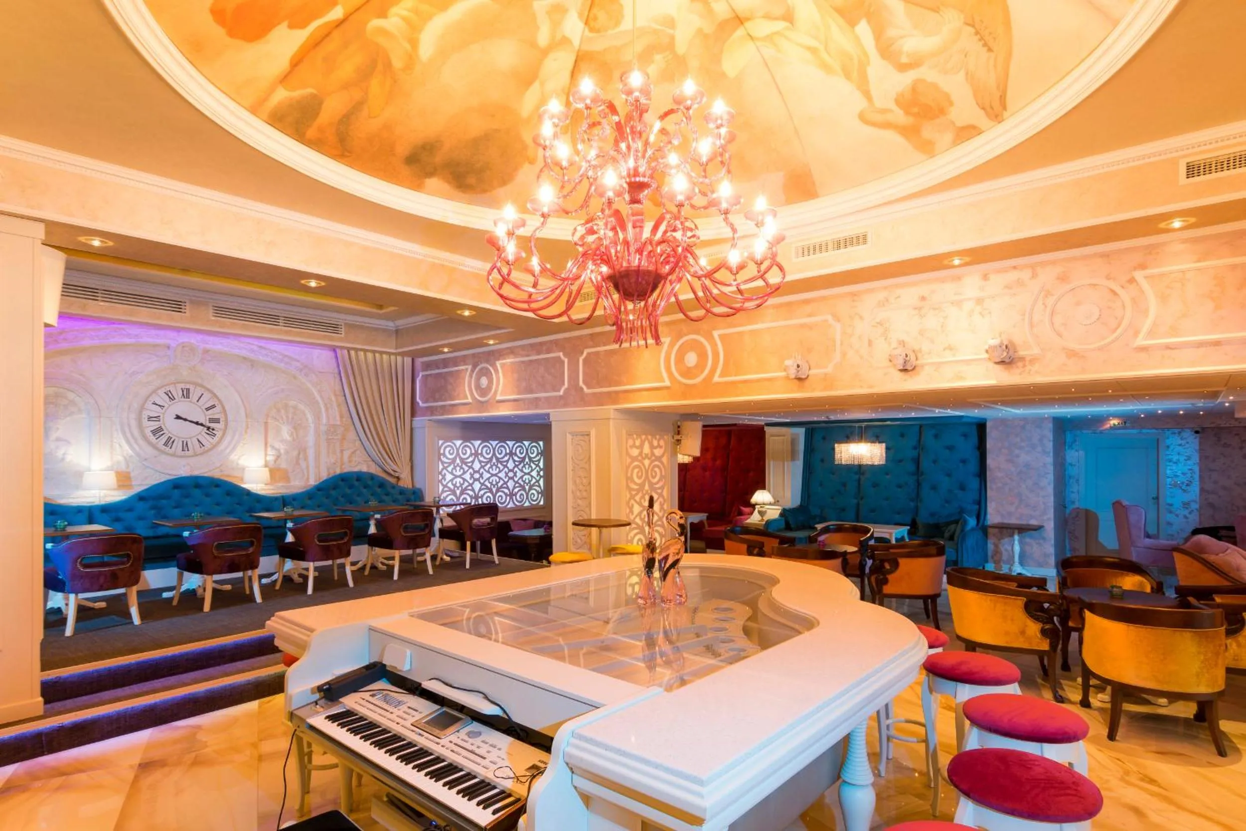 Nightclub / DJ in Spa Hotel Rich