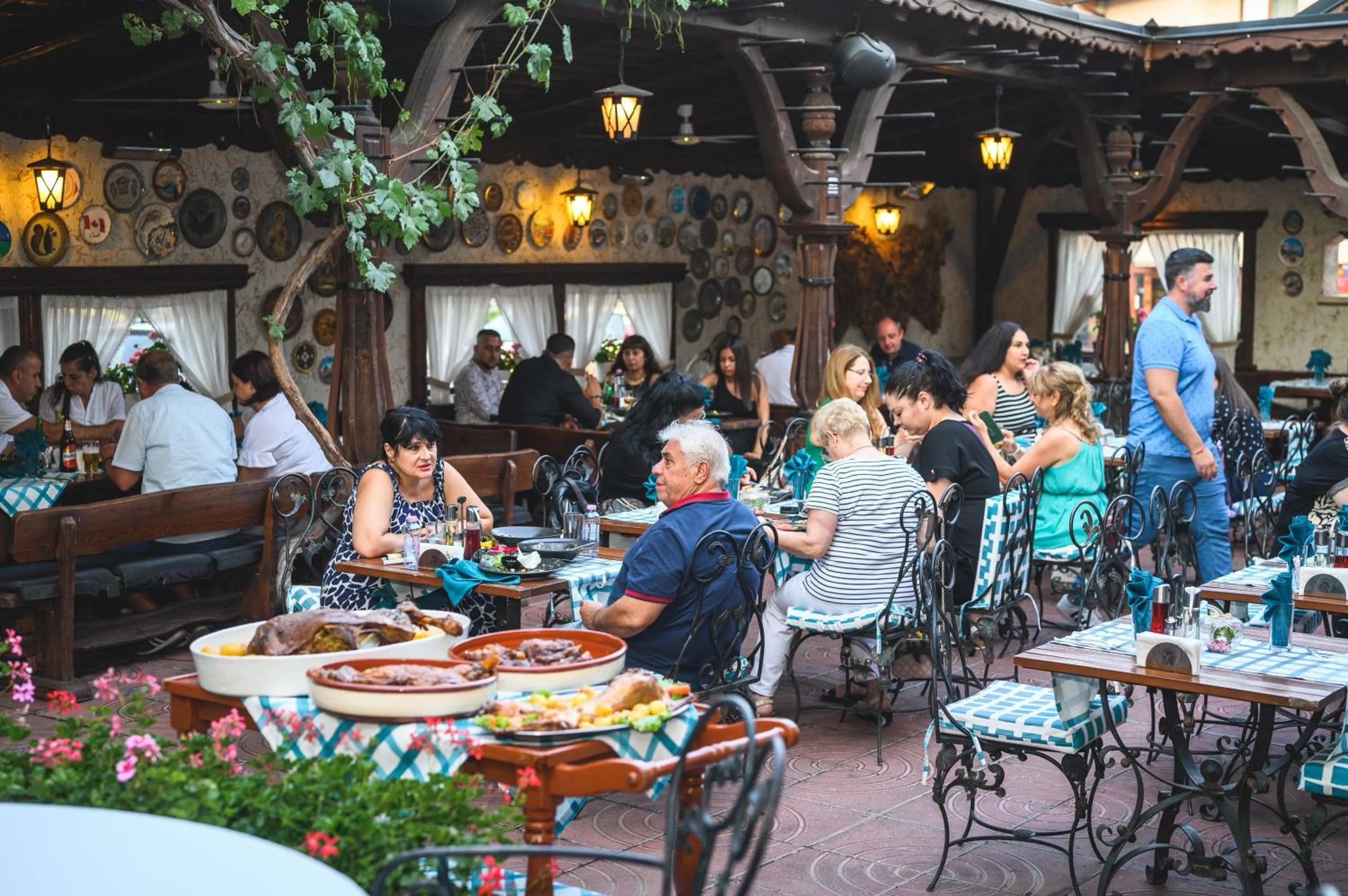 Restaurant/places to eat in Spa Hotel Rich