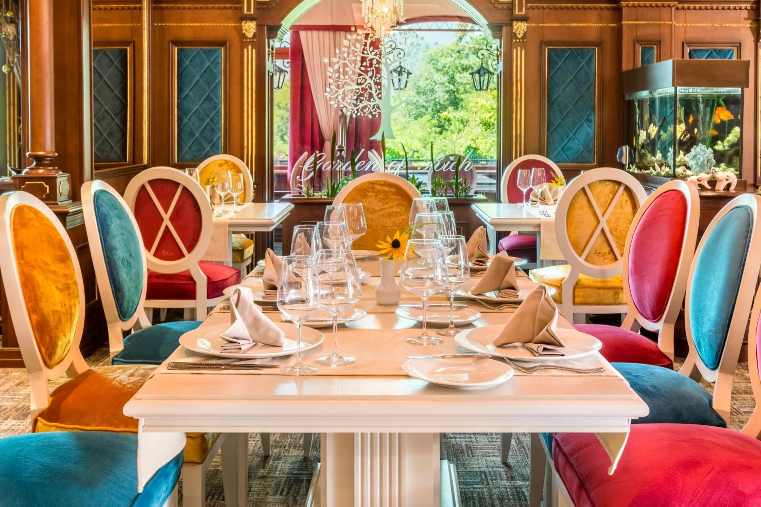 Restaurant/places to eat in Spa Hotel Rich