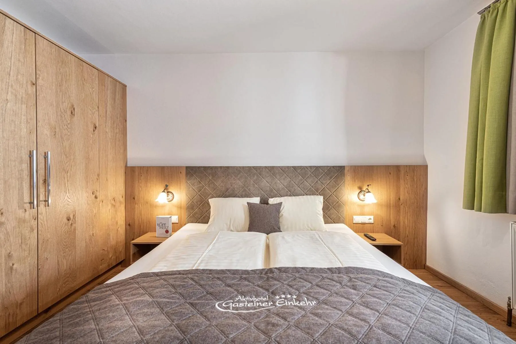 Photo of the whole room, Bed in Aktivhotel Gasteiner Einkehr