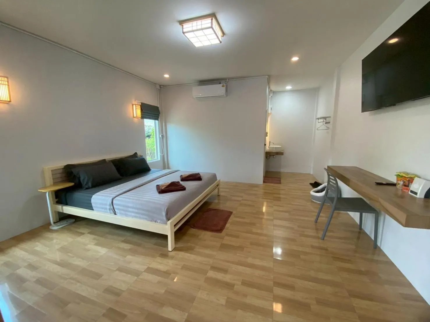 Bed in The Ele Hotel Ranong - SHA Extra Plus