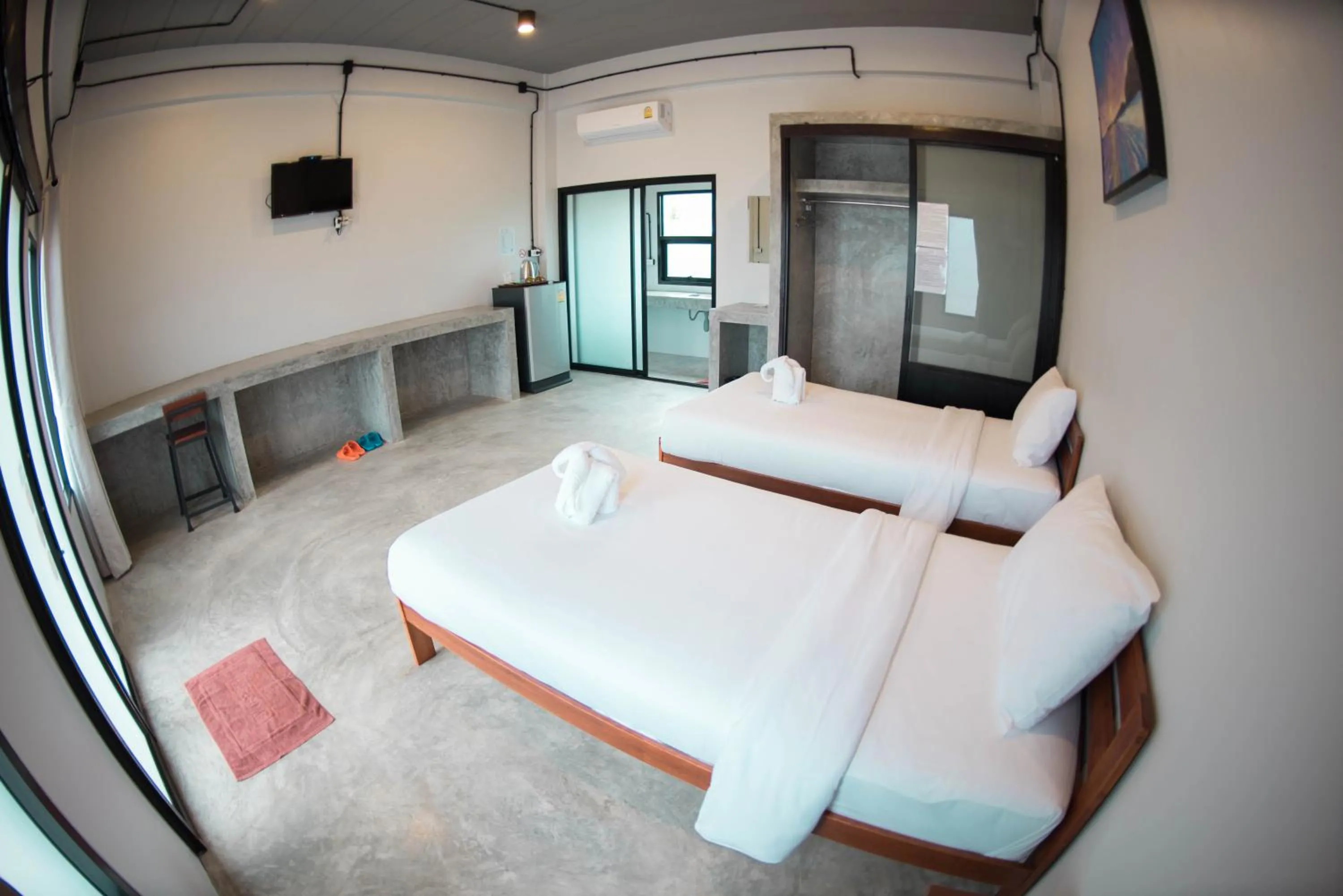 Bed in The Ele Hotel Ranong - SHA Extra Plus