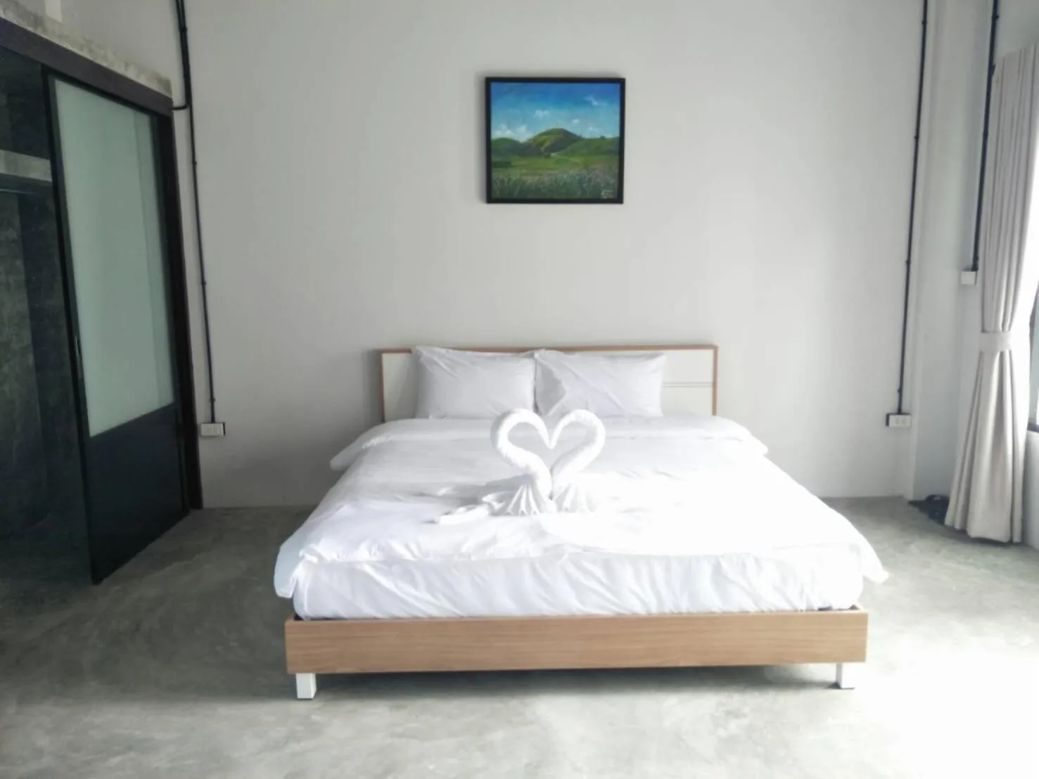 Bed in The Ele Hotel Ranong - SHA Extra Plus