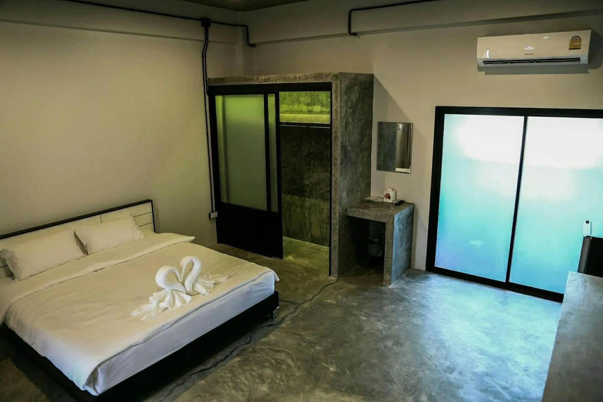 Bed in The Ele Hotel Ranong - SHA Extra Plus