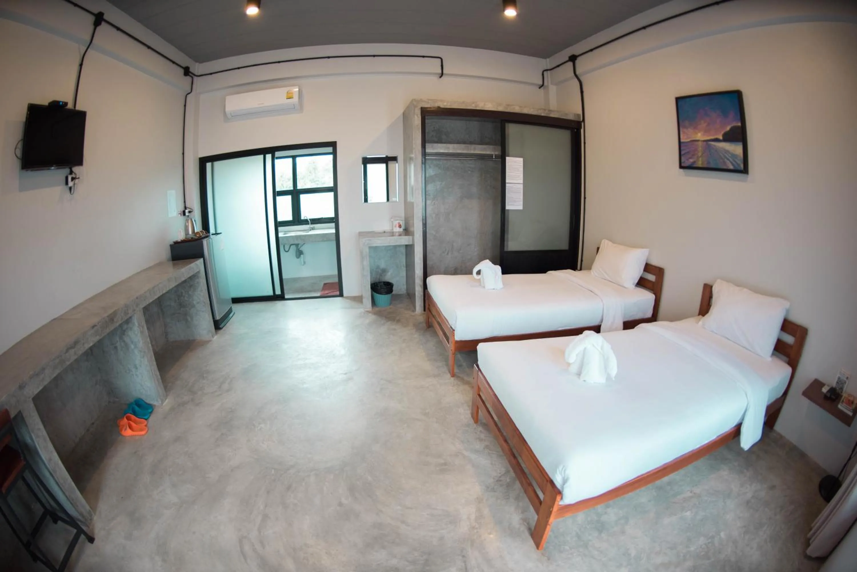 Bed in The Ele Hotel Ranong - SHA Extra Plus