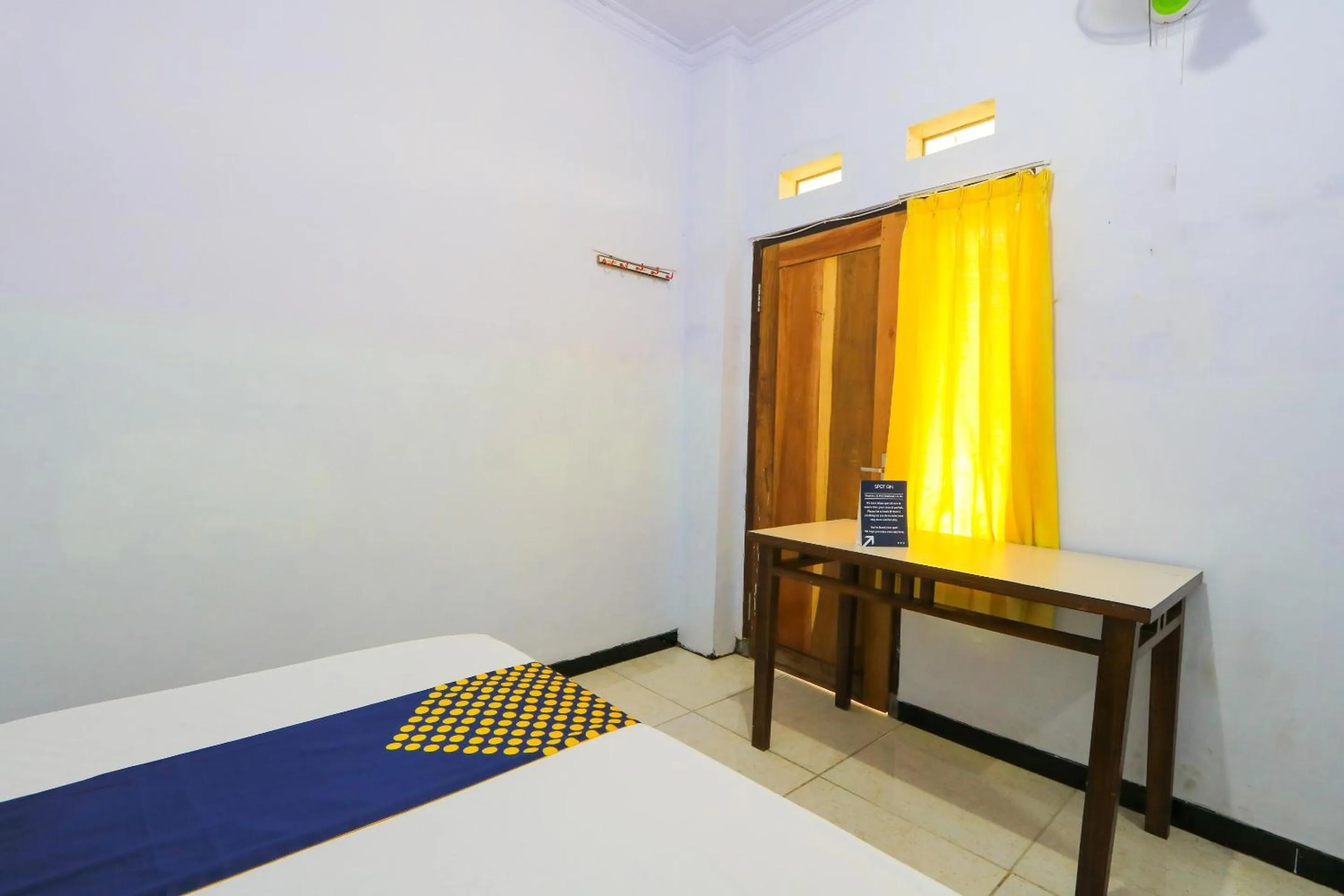 Bedroom in OYO 2497 Pesona Guest House