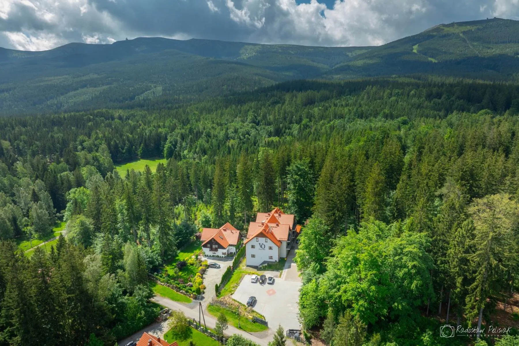 Property building in Villa Obis