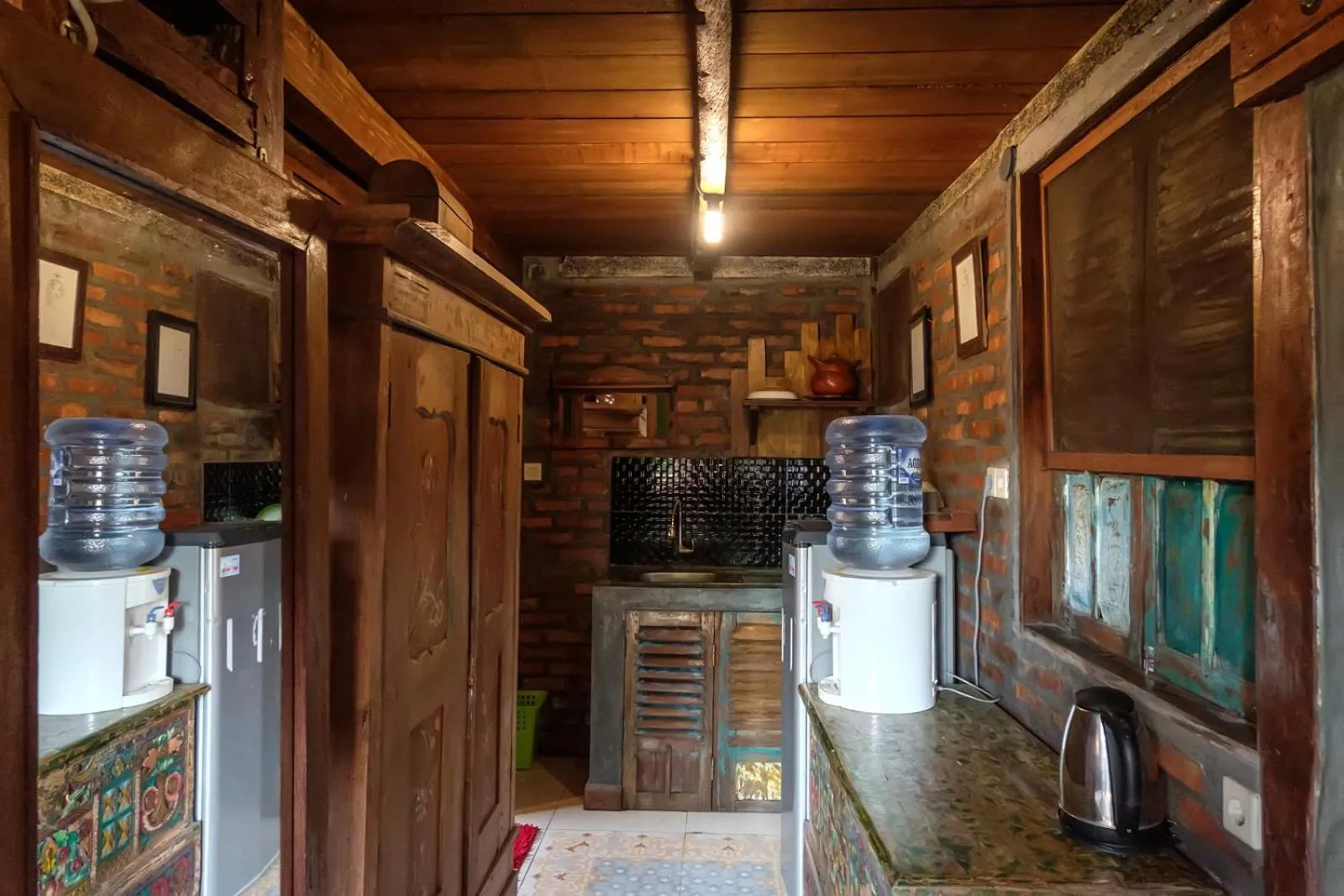 Kitchen or kitchenette in TwoSpaces Living at Bunga Desa, Jimbaran