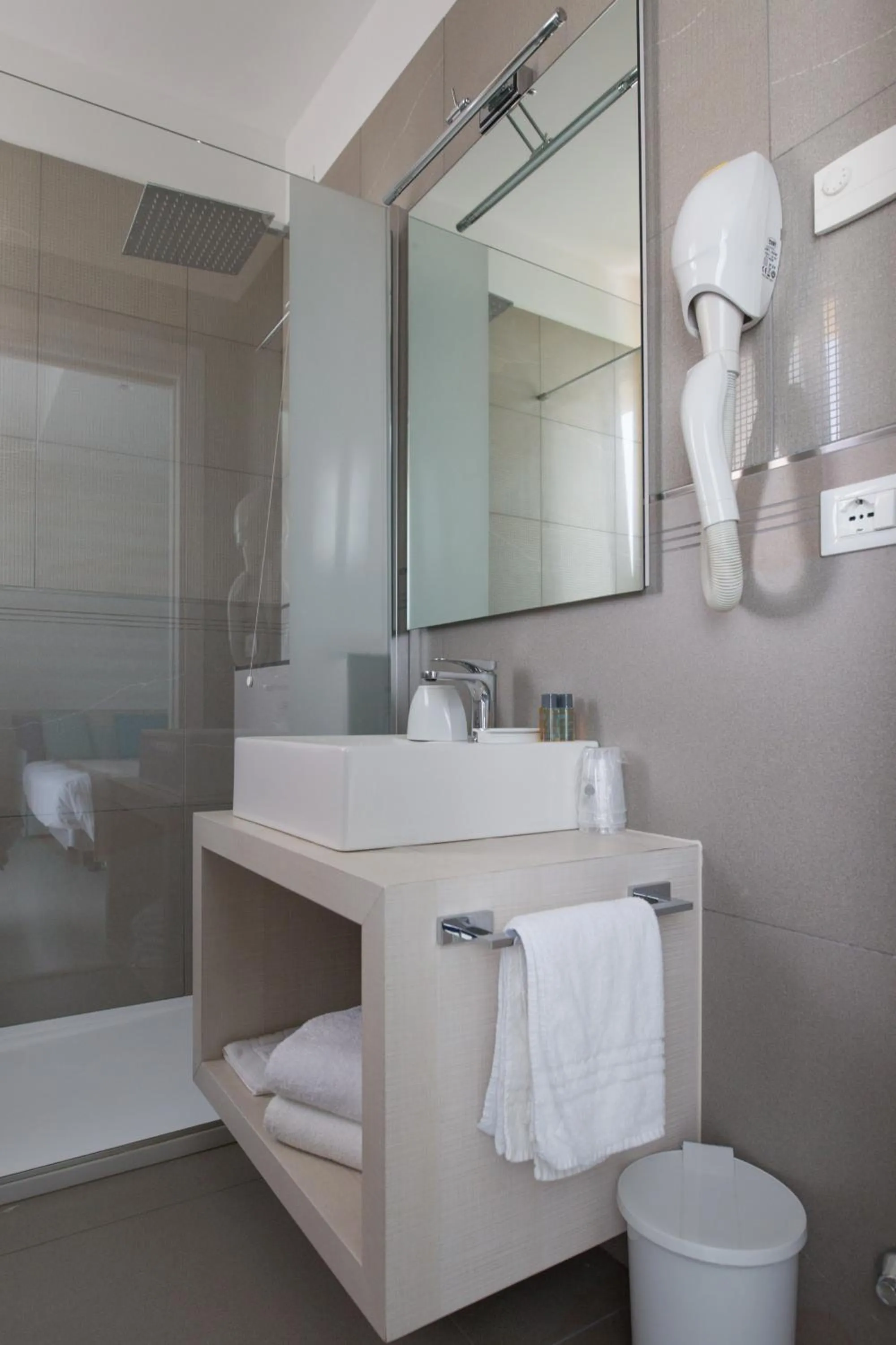 Bathroom in Hotel Colombo