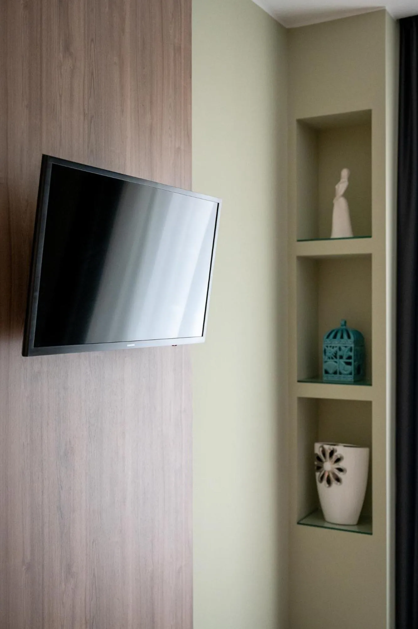 TV and multimedia in Hotel Colombo