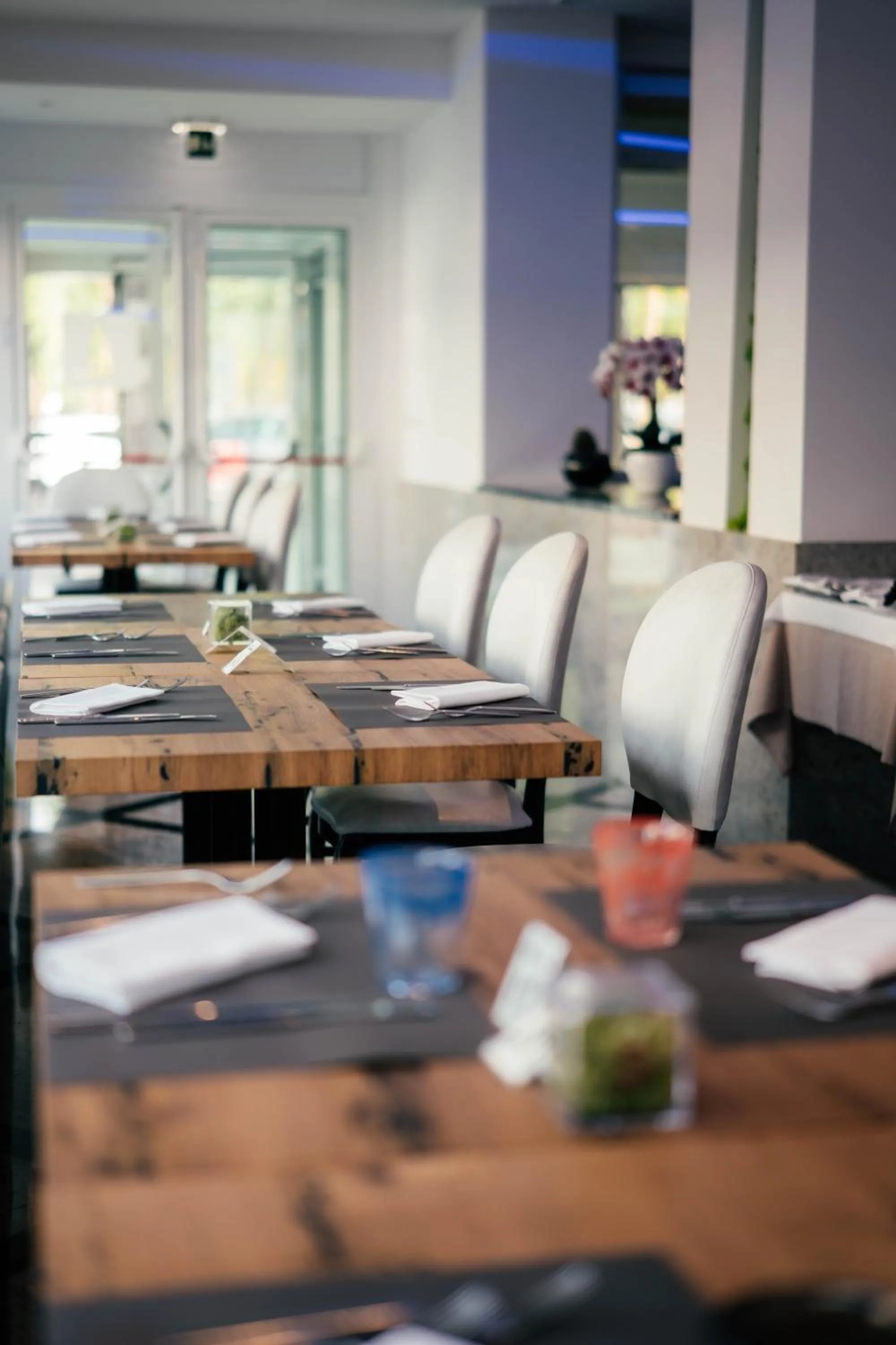 Restaurant/places to eat in Hotel Colombo