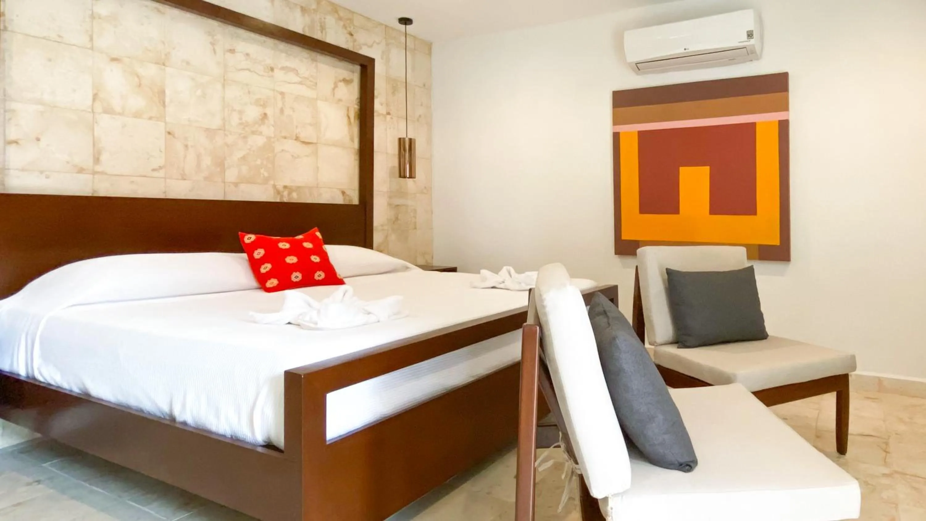 Photo of the whole room, Bed in La Aurora Hotel Colonial