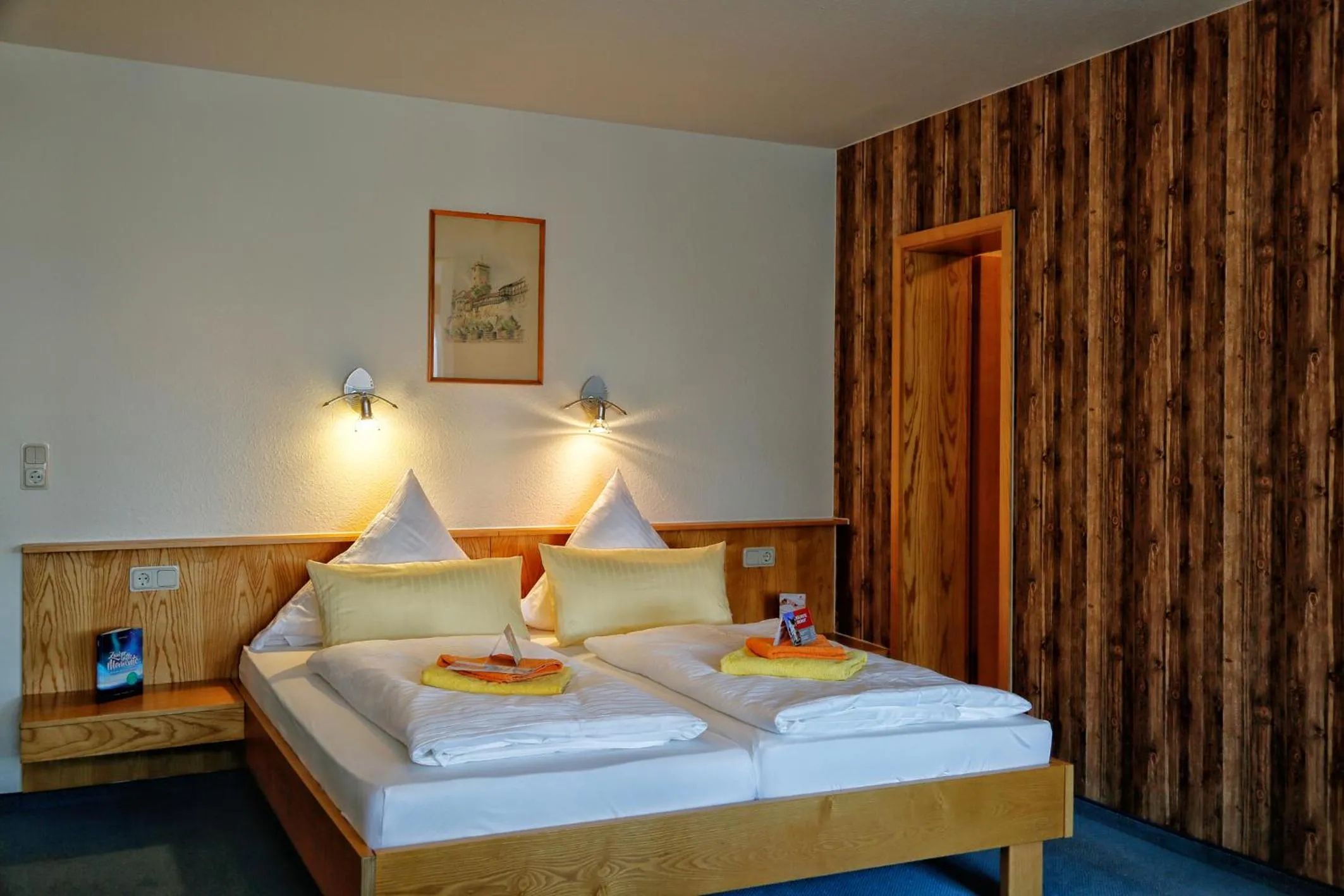 Bedroom, Bed in Konsum Gästehaus Quisisana - Oberhof