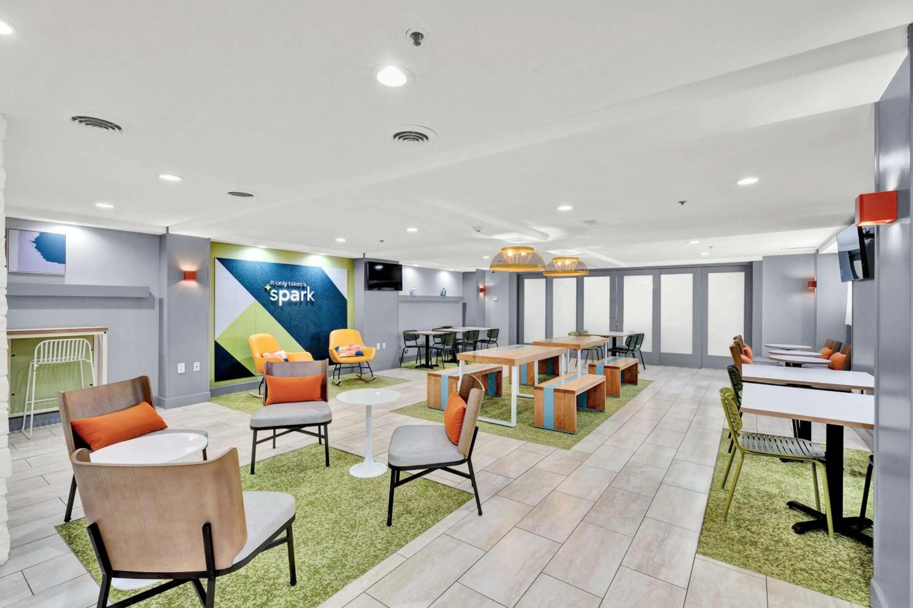 Breakfast in Comfort Inn Plymouth