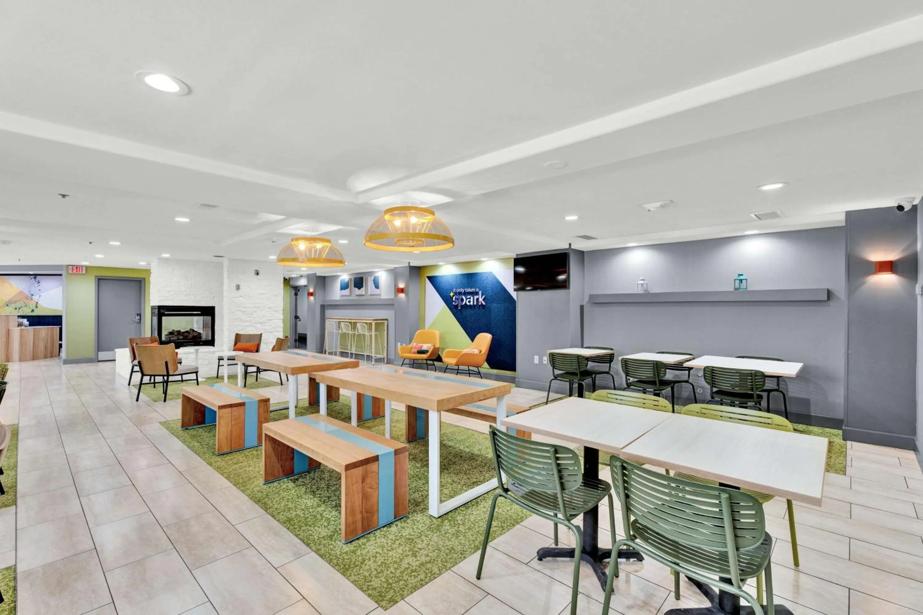 Breakfast in Comfort Inn Plymouth