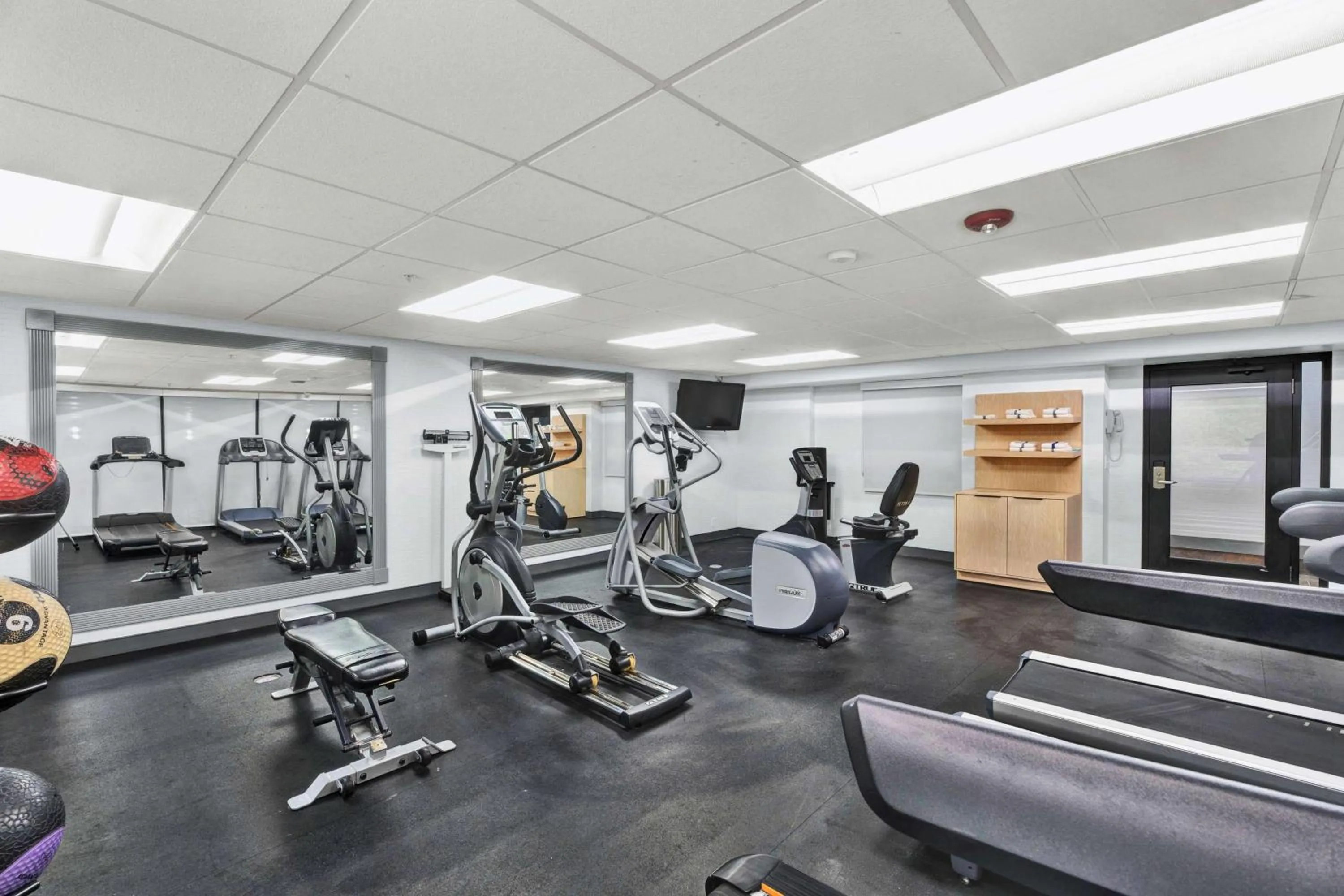 Fitness centre/facilities in Spark by Hilton Plymouth