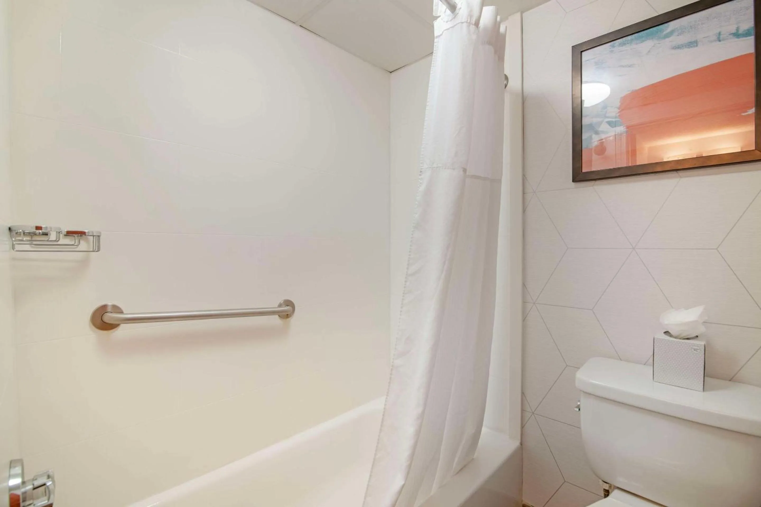 Bedroom in Comfort Inn South Portland Airport