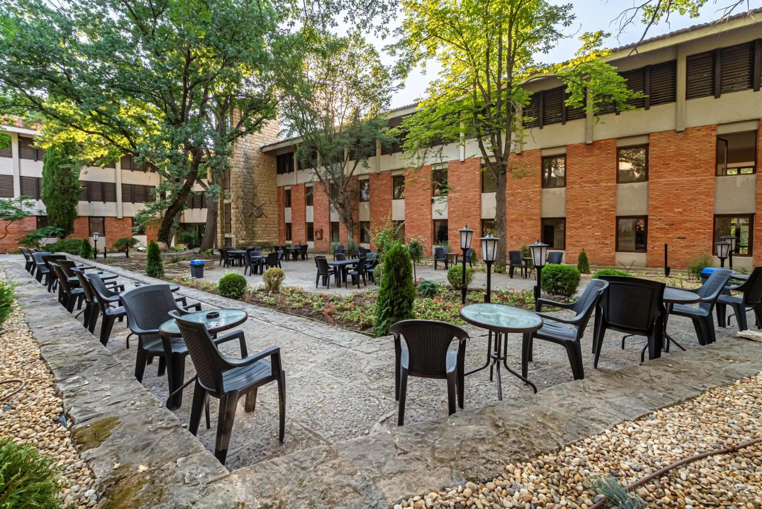 Garden in Hotel PRESLAV
