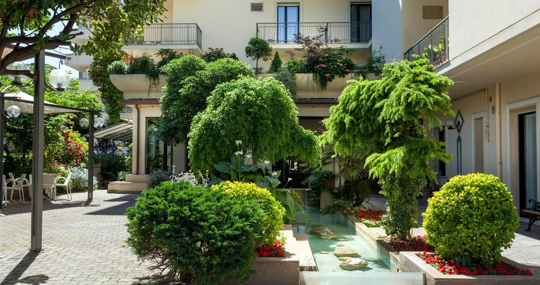 Facade/entrance in Hotel Stella