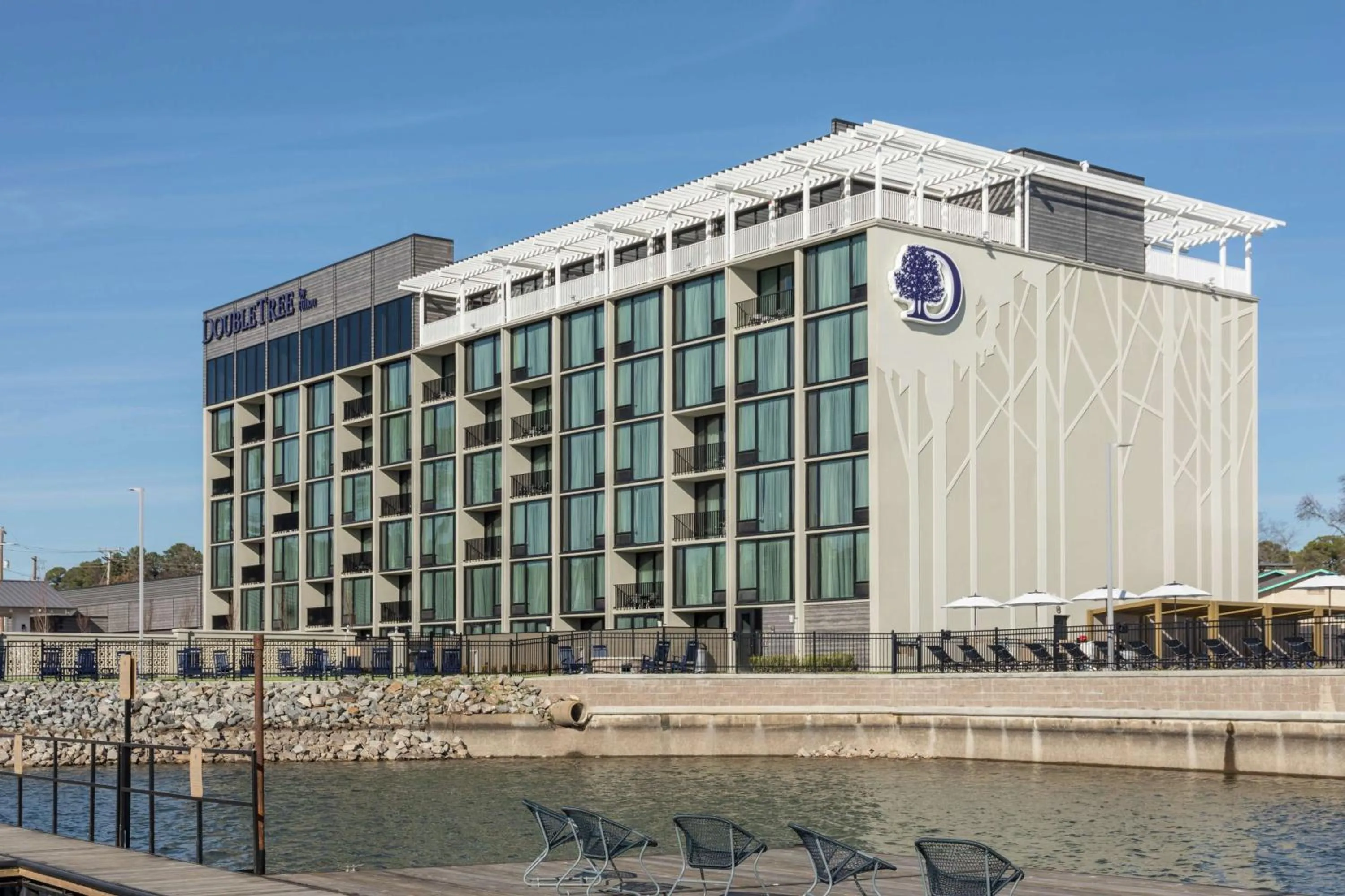 Property building in DoubleTree by Hilton Hot Springs