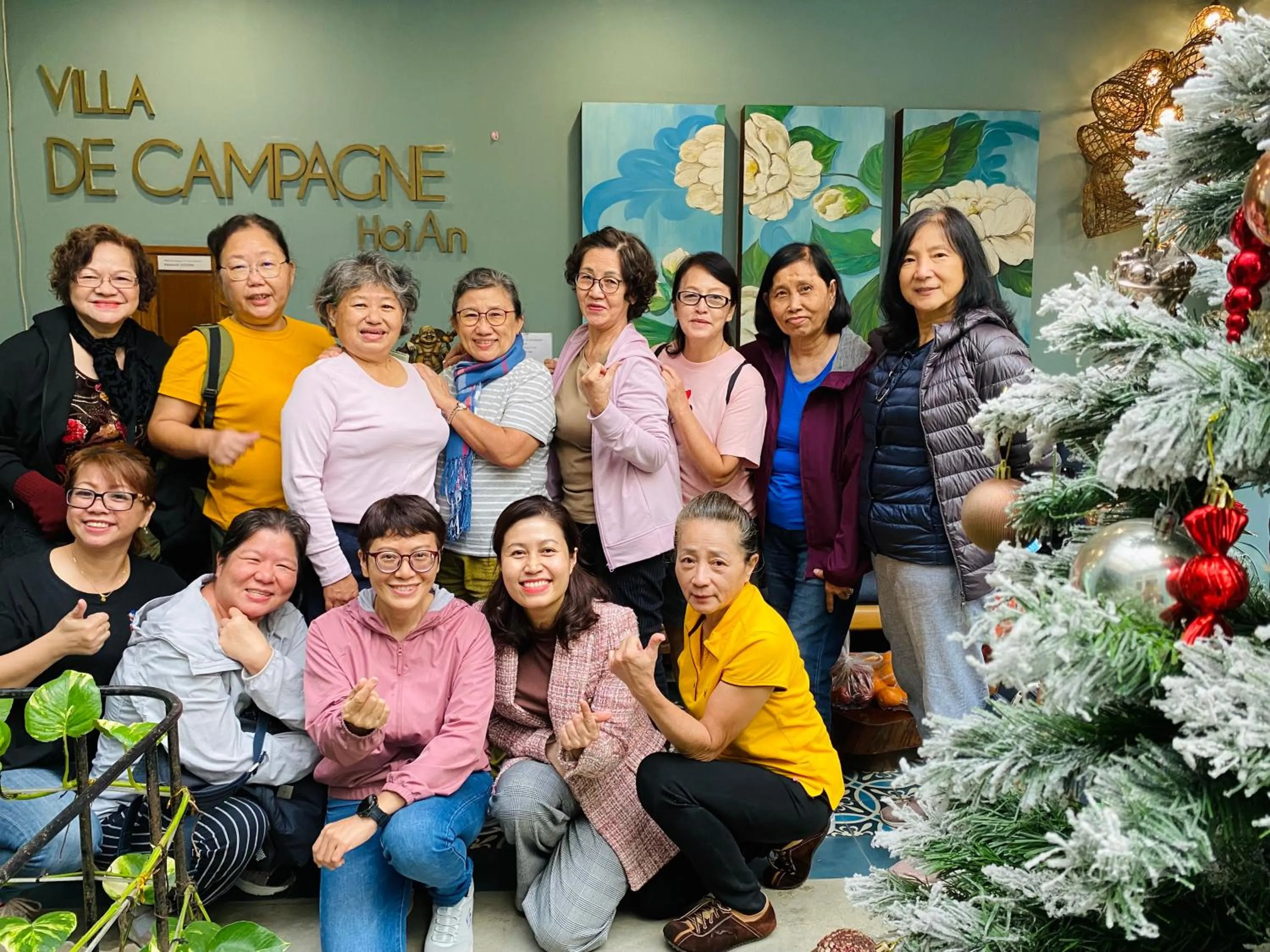 group of guests in Villa De Campagne Hoi An- Boutique homestay with pool and family soul