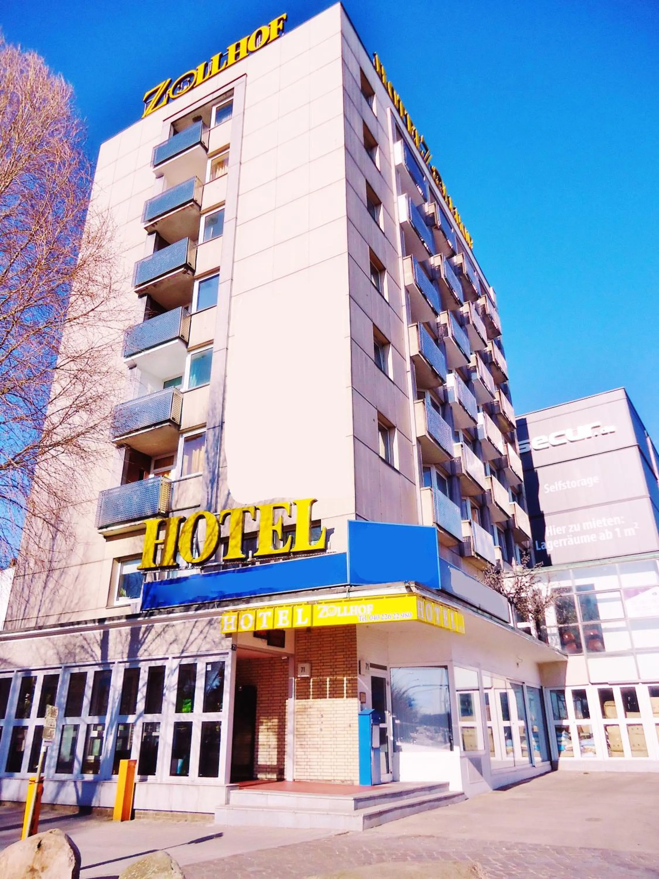 Property building in Hotel Zollhof Wandsbek Markt